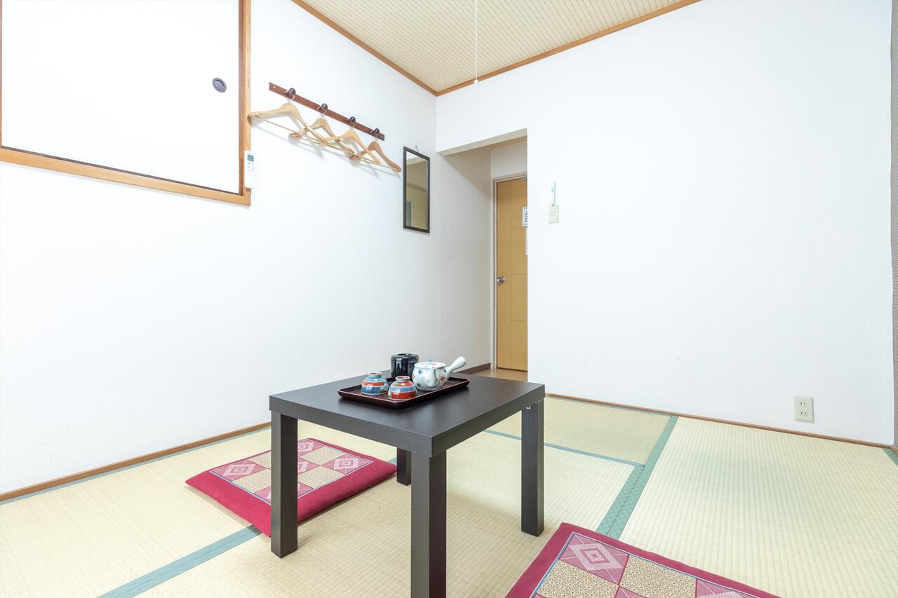 Twin Room With Shared Bathroom photo 2