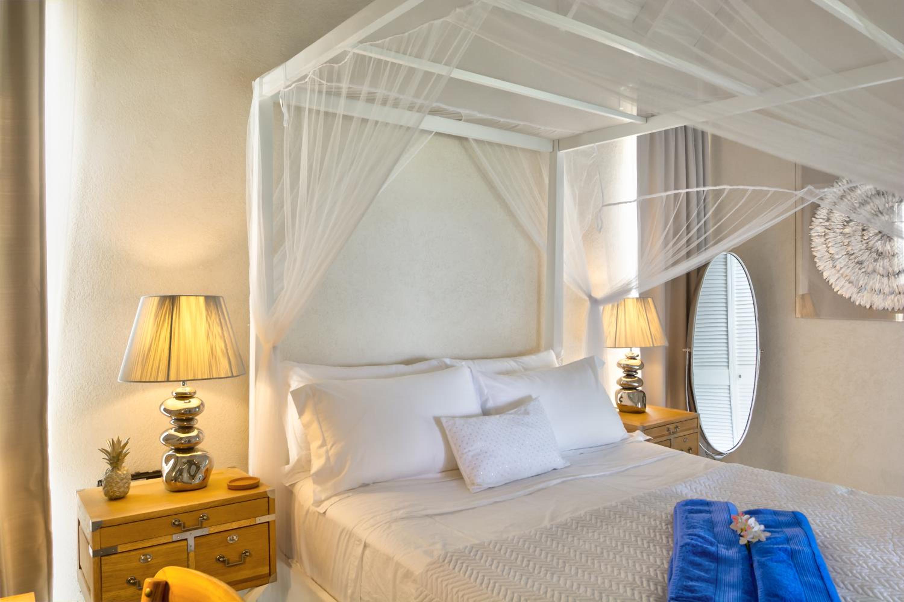 One-Bedroom Villa