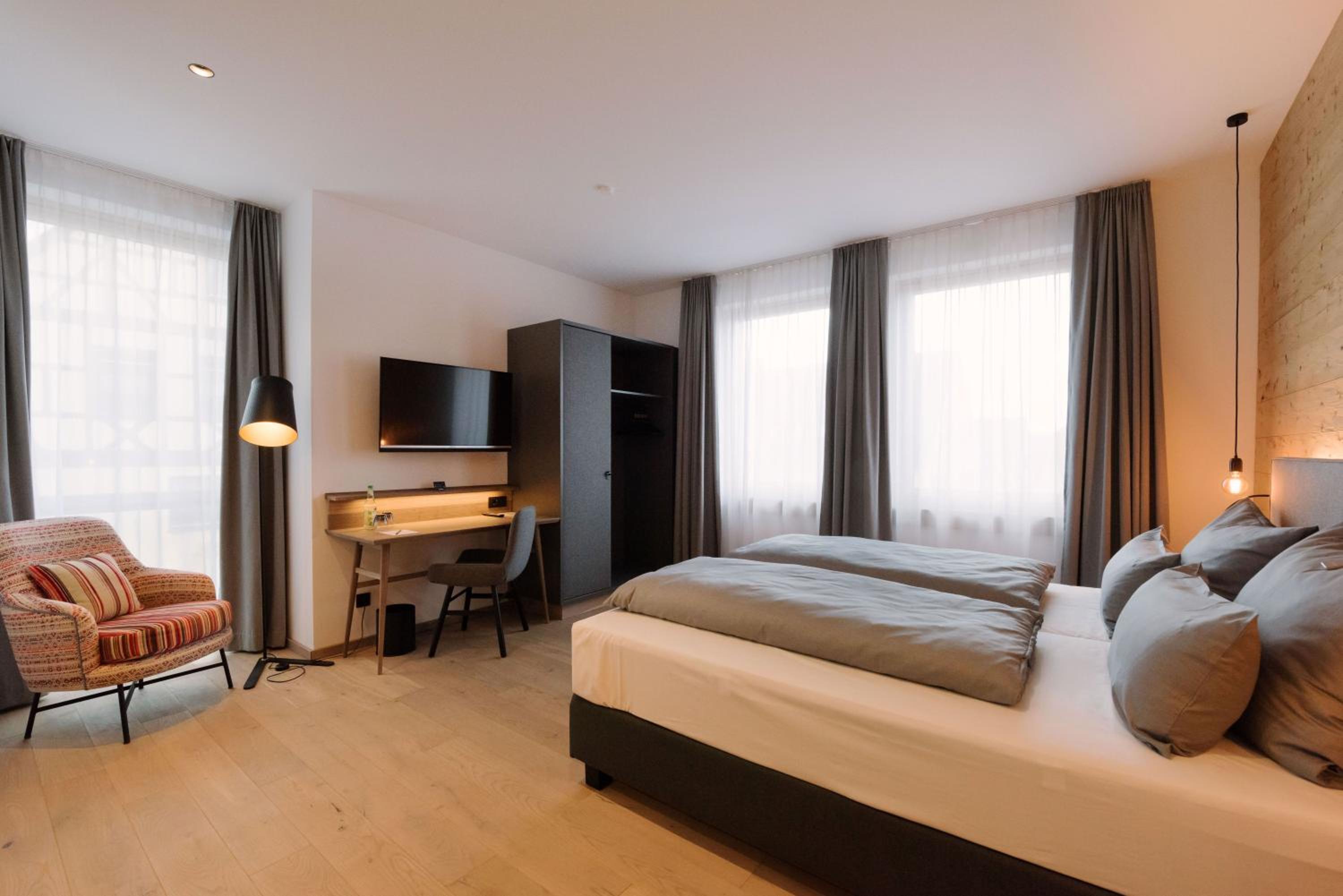 Double Room - Photo 6
