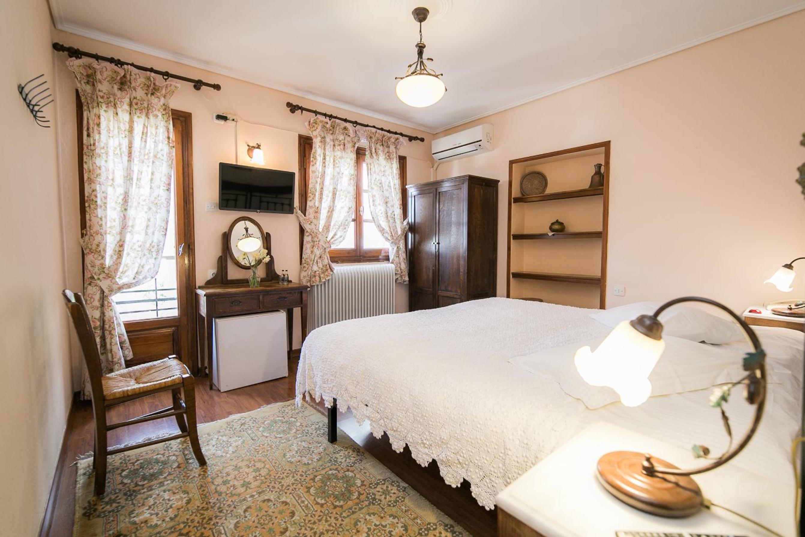 Classic Double Room