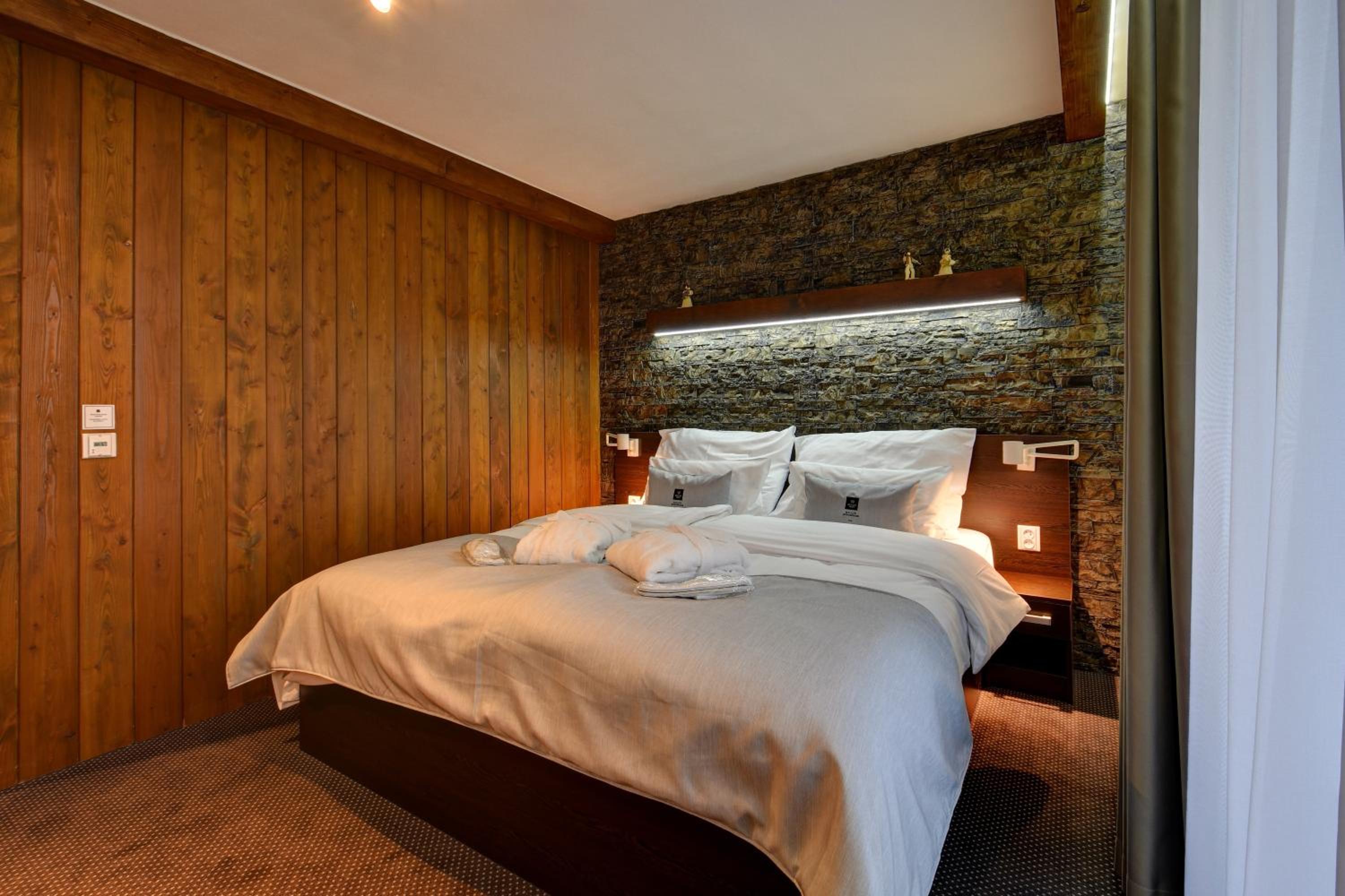 Junior Suite with Wellness Access photo 1