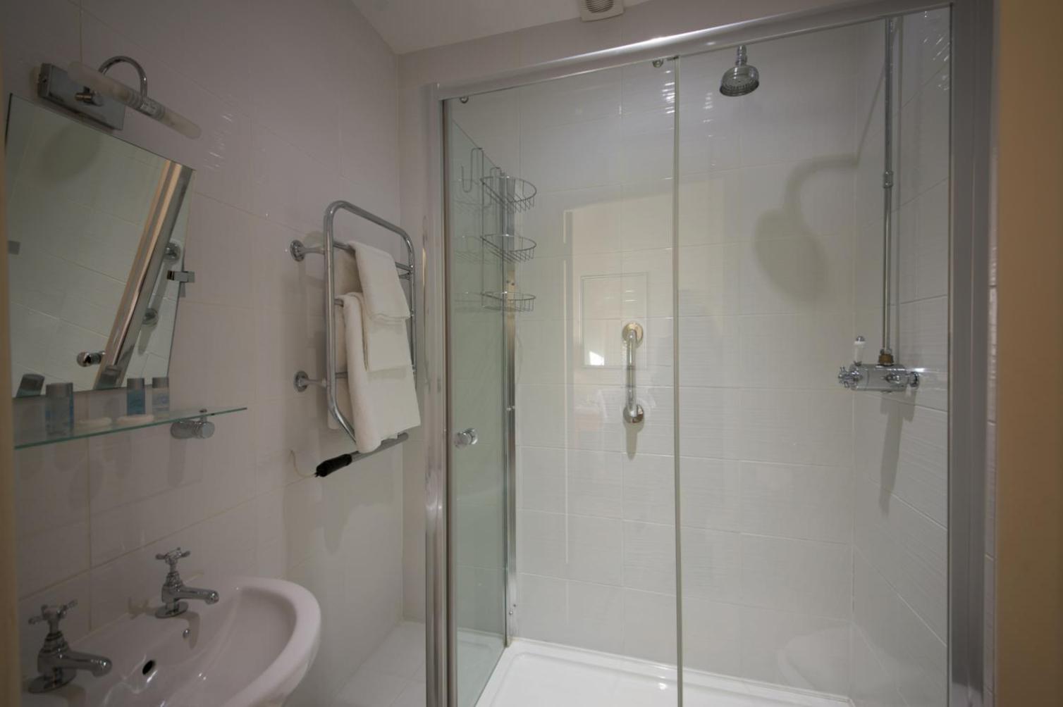 Deluxe Double Room - Photo 5