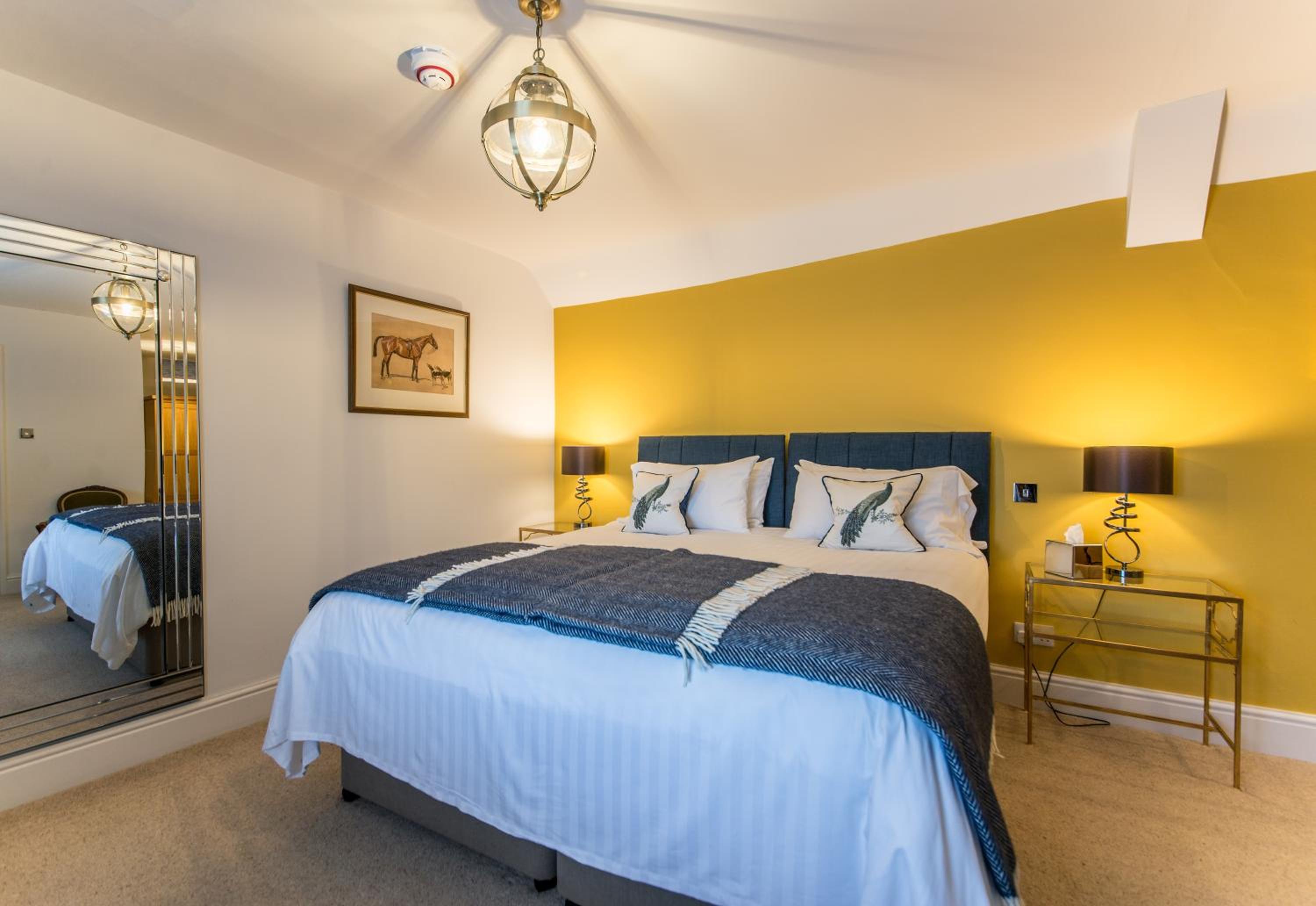 Superior Deluxe Double or Twin Room  photo 2