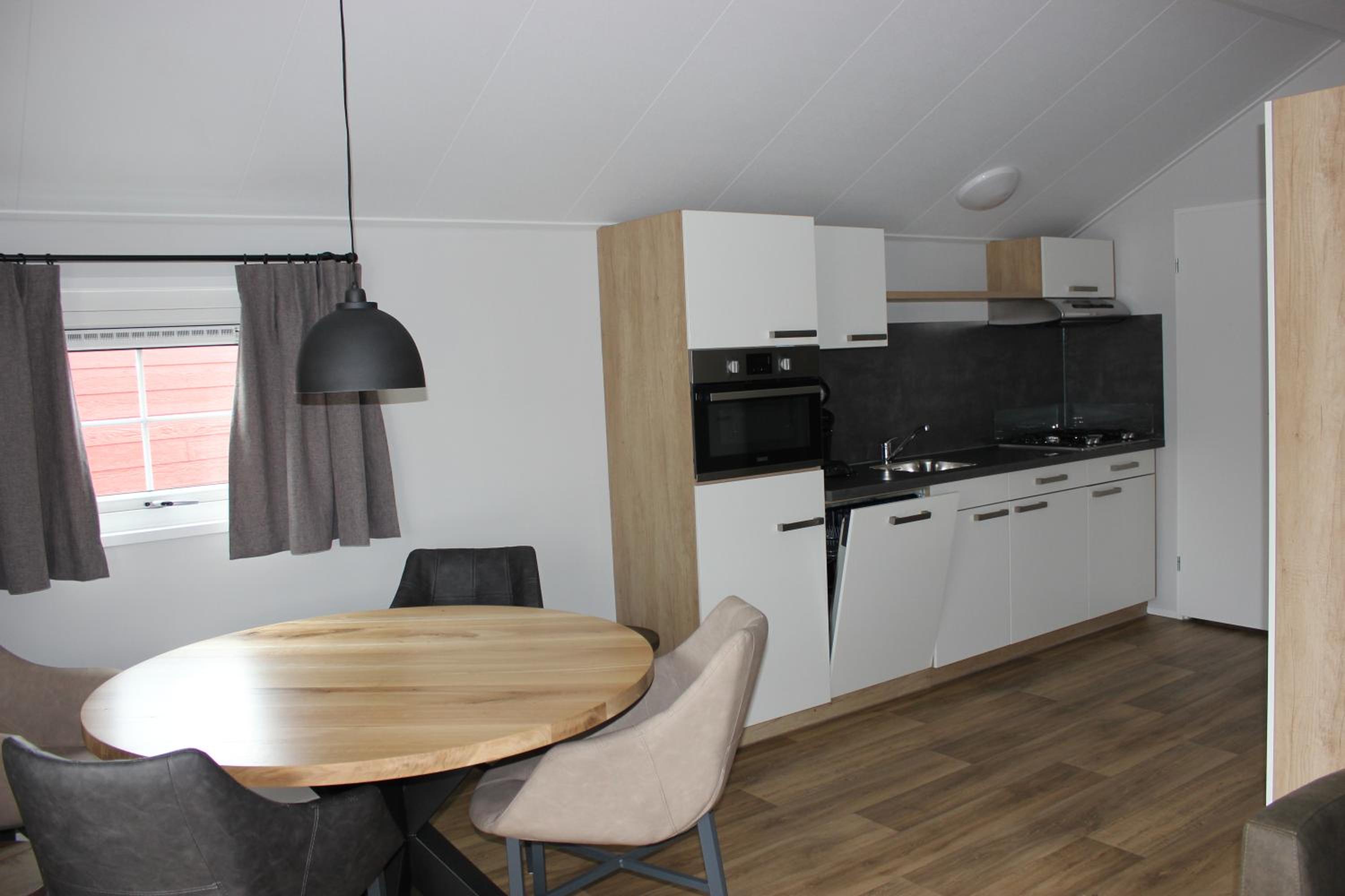 Three-Bedroom Chalet photo 3