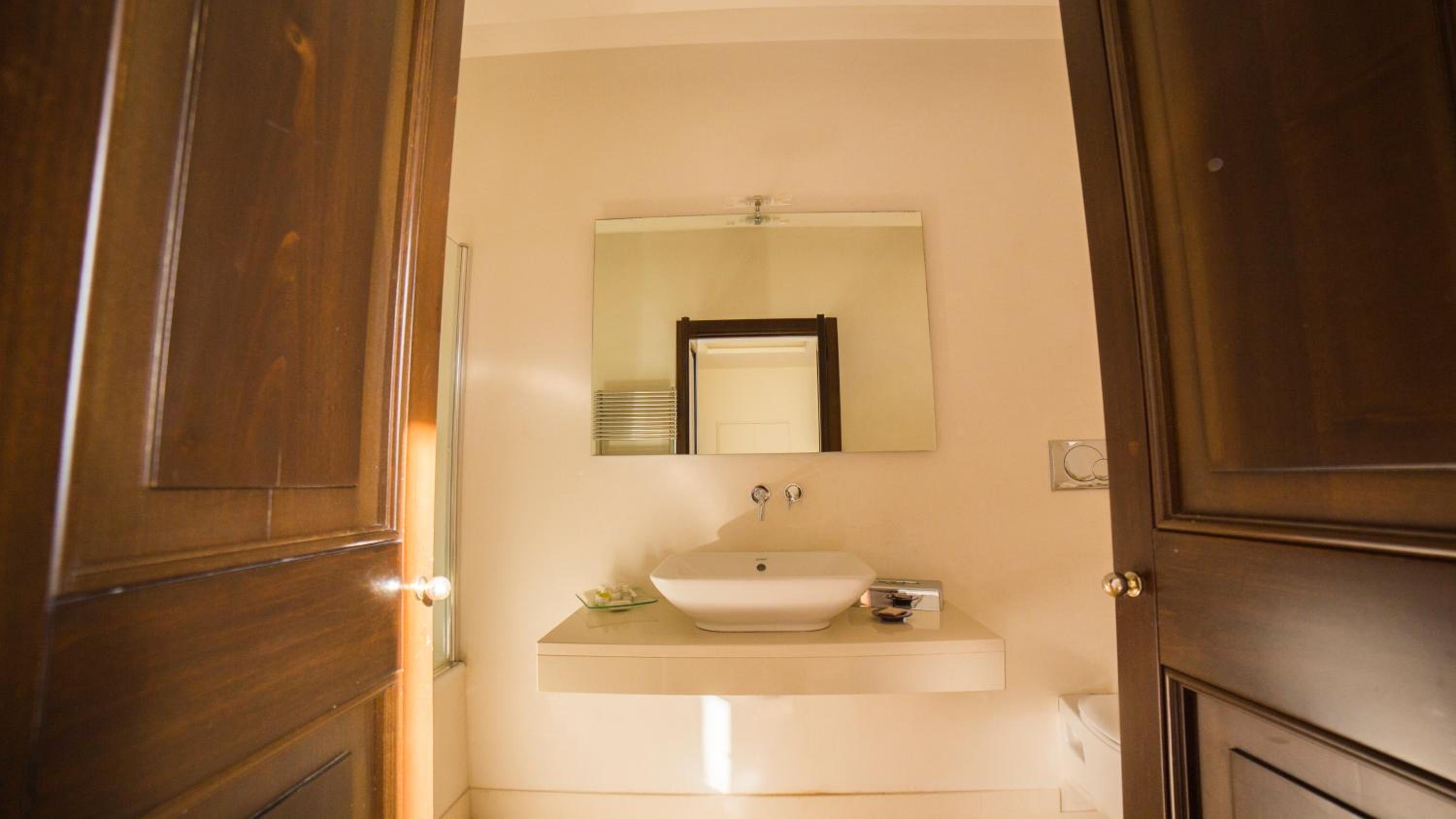 Classic Double Room - Photo 3