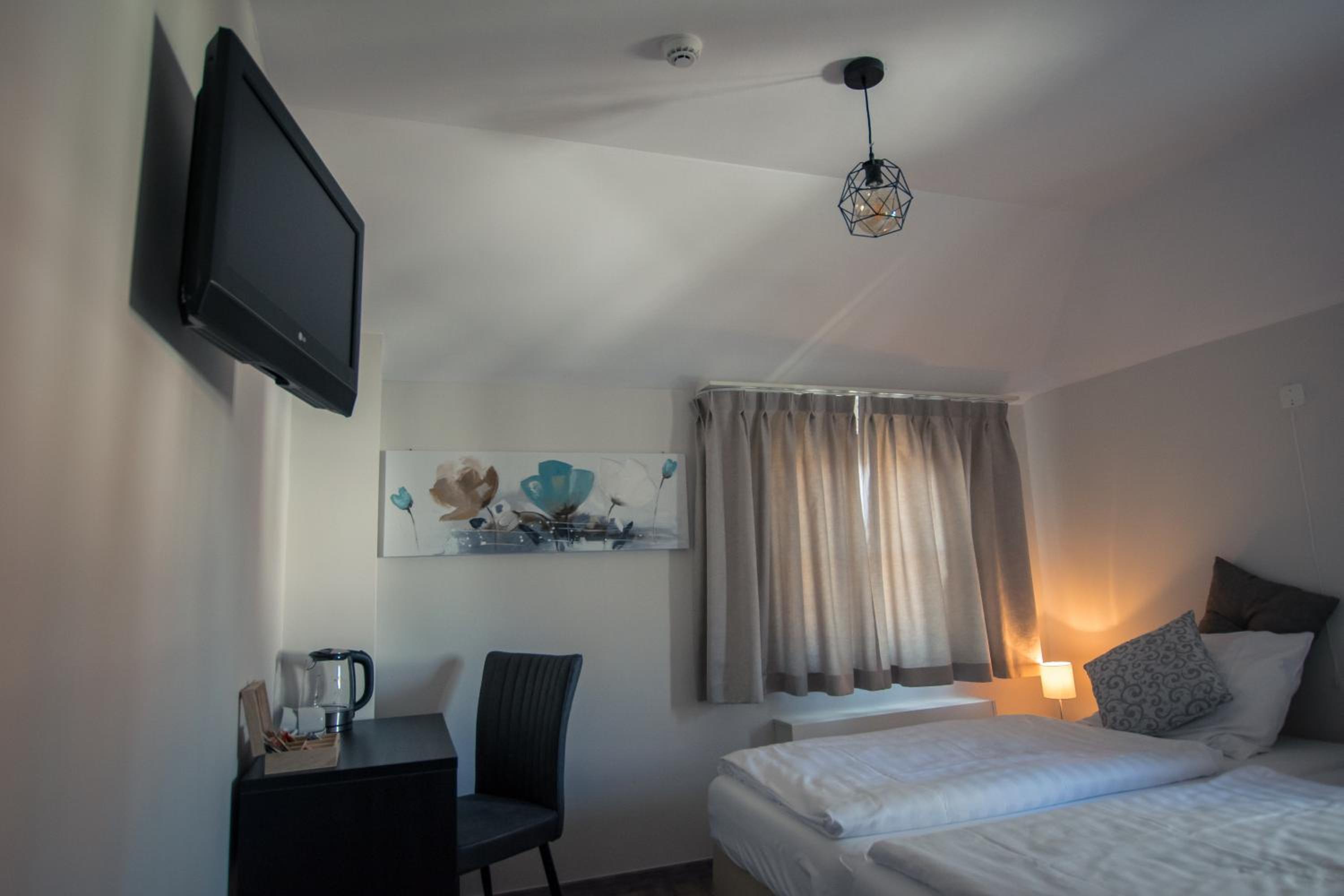 Comfort Double Room with Shower photo 1