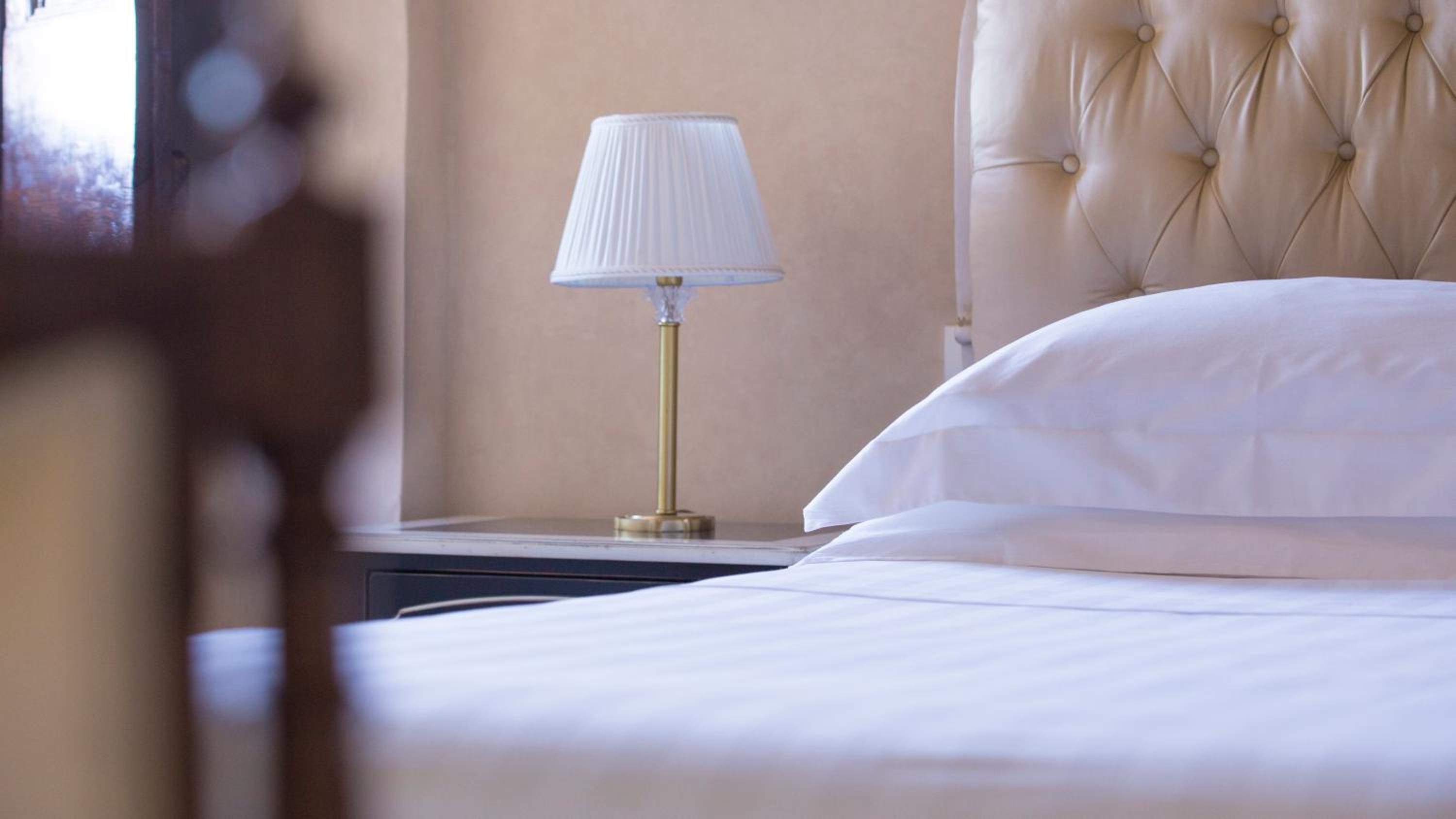Suite - Photo 1