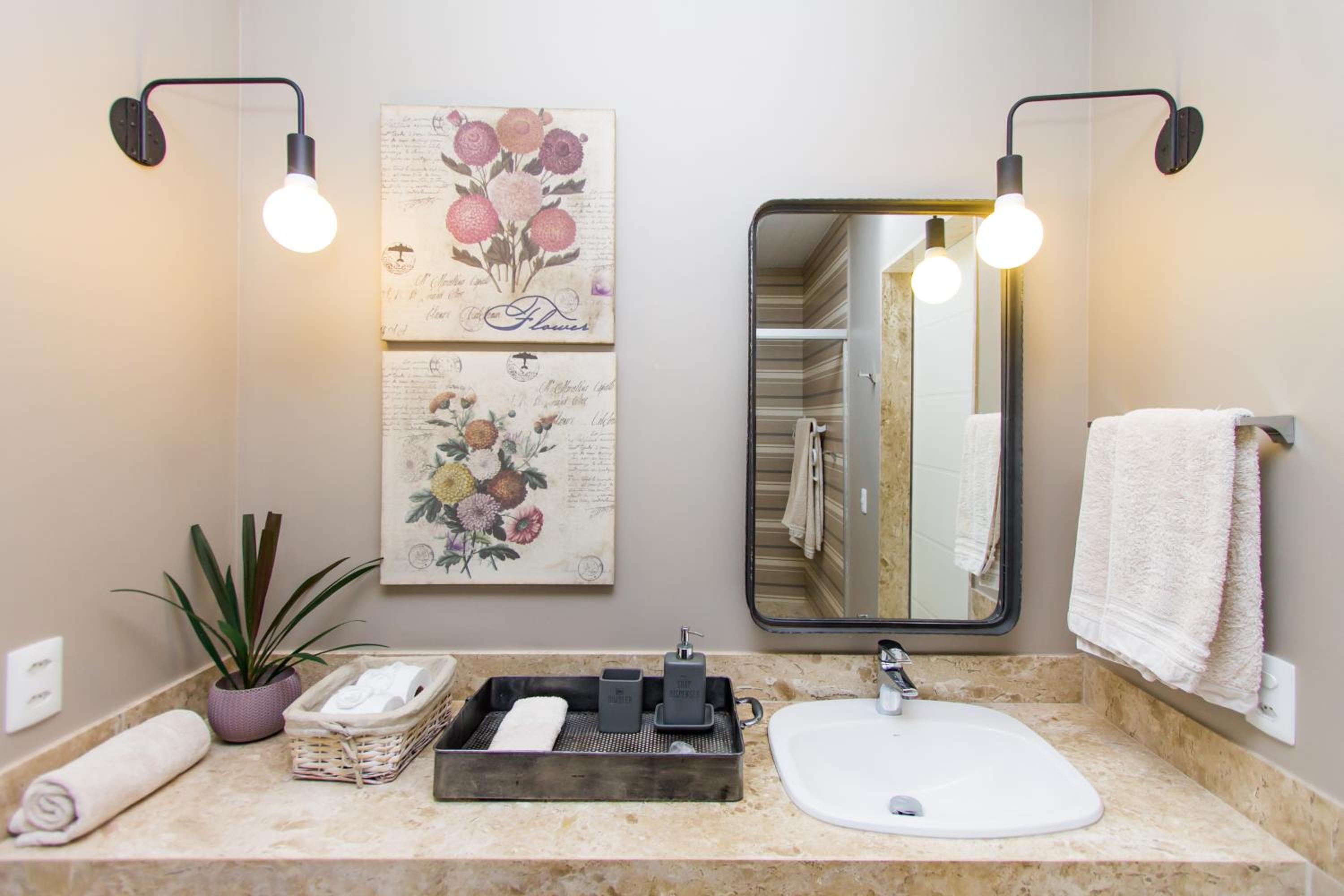 Double or Twin Room - Disability Access - Photo 8