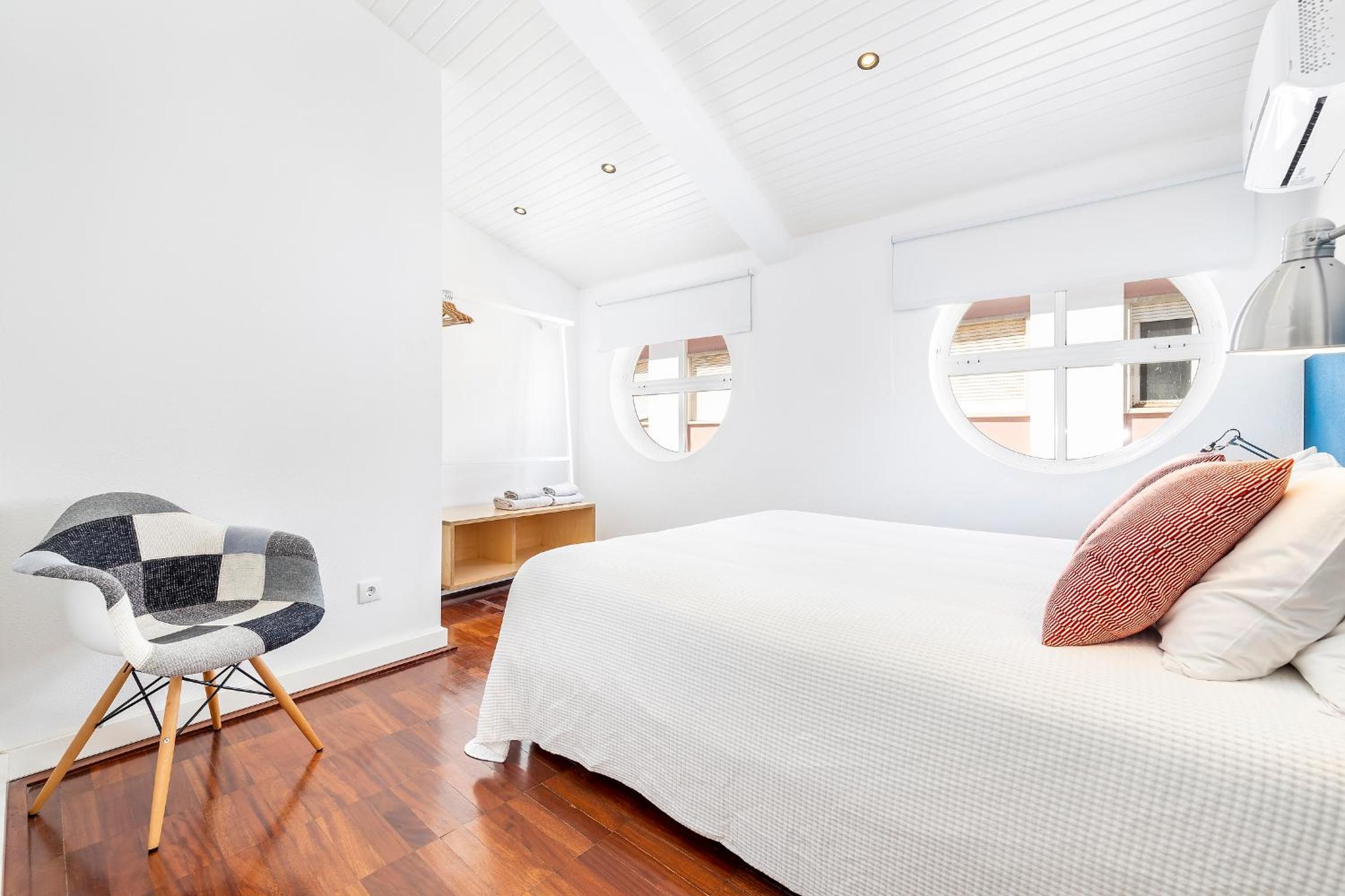 Apartment - Photo 9