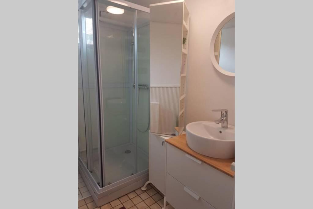 One-Bedroom Apartment - Photo 9