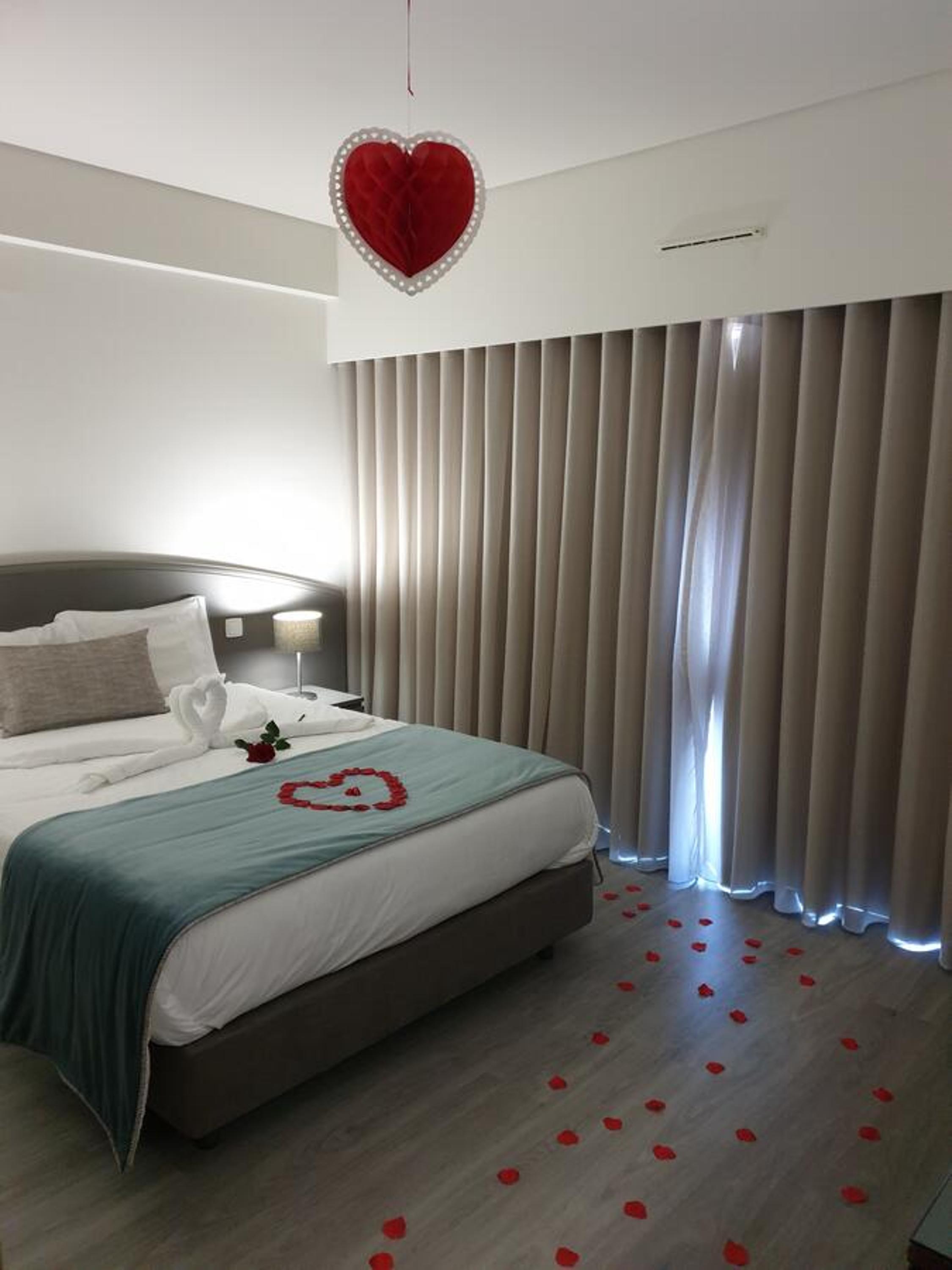 Romantic Double/Twin Room - Photo 2