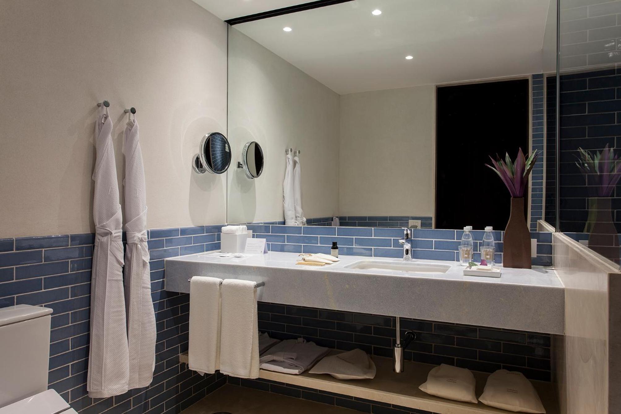 Superior Twin Room - Photo 2