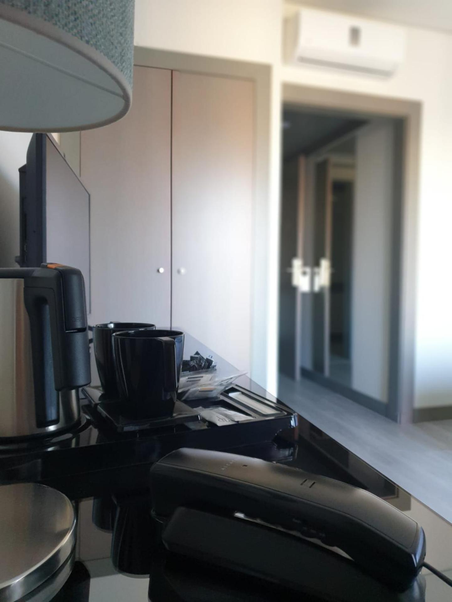 Double or Twin Room - Photo 8