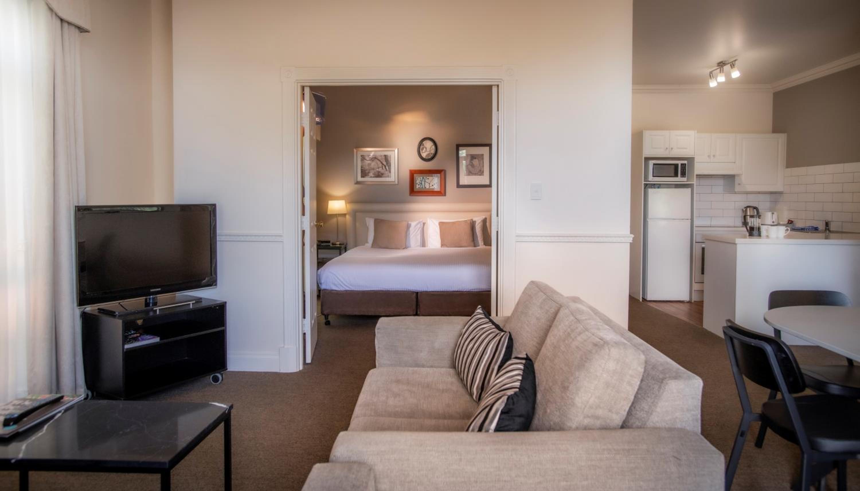 Two-Bedroom Apartment - Photo 9