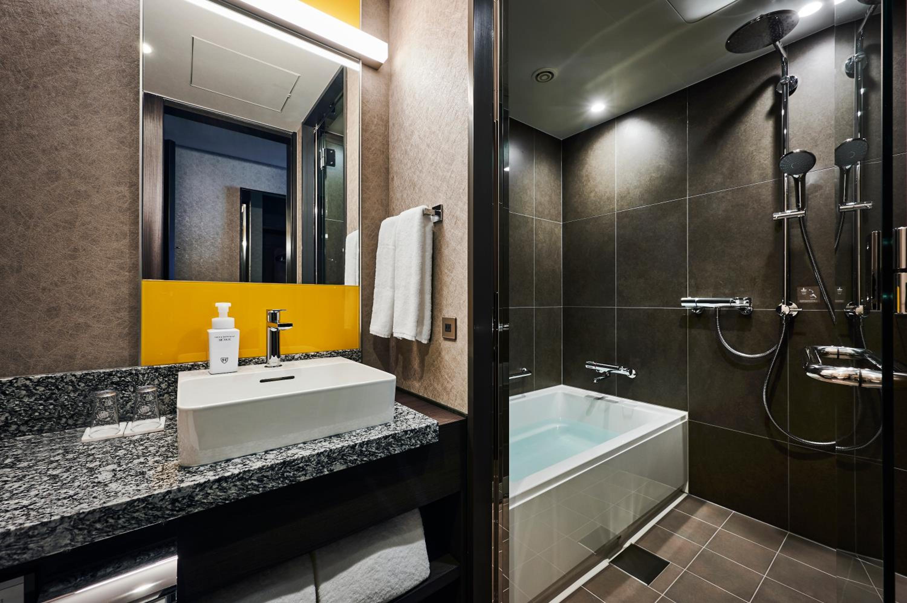 Standard Twin Room - Non-Smoking - Photo 3