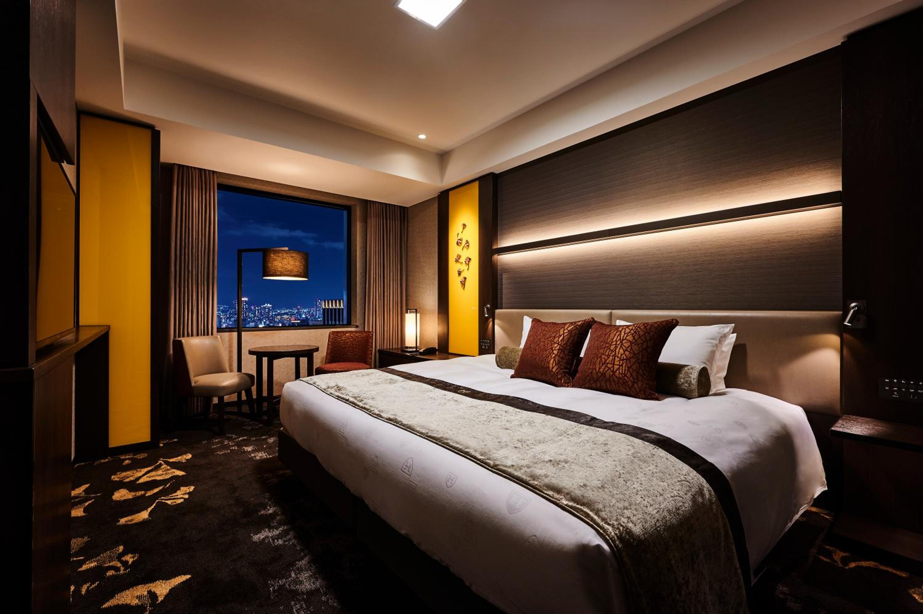 Superior King Room - Non-Smoking - Photo 1