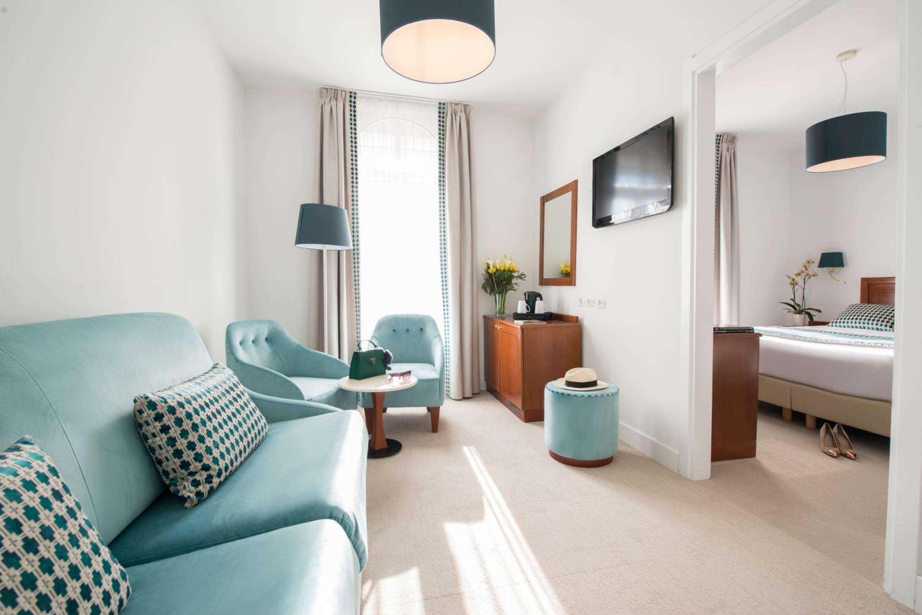 Suite - Photo 6