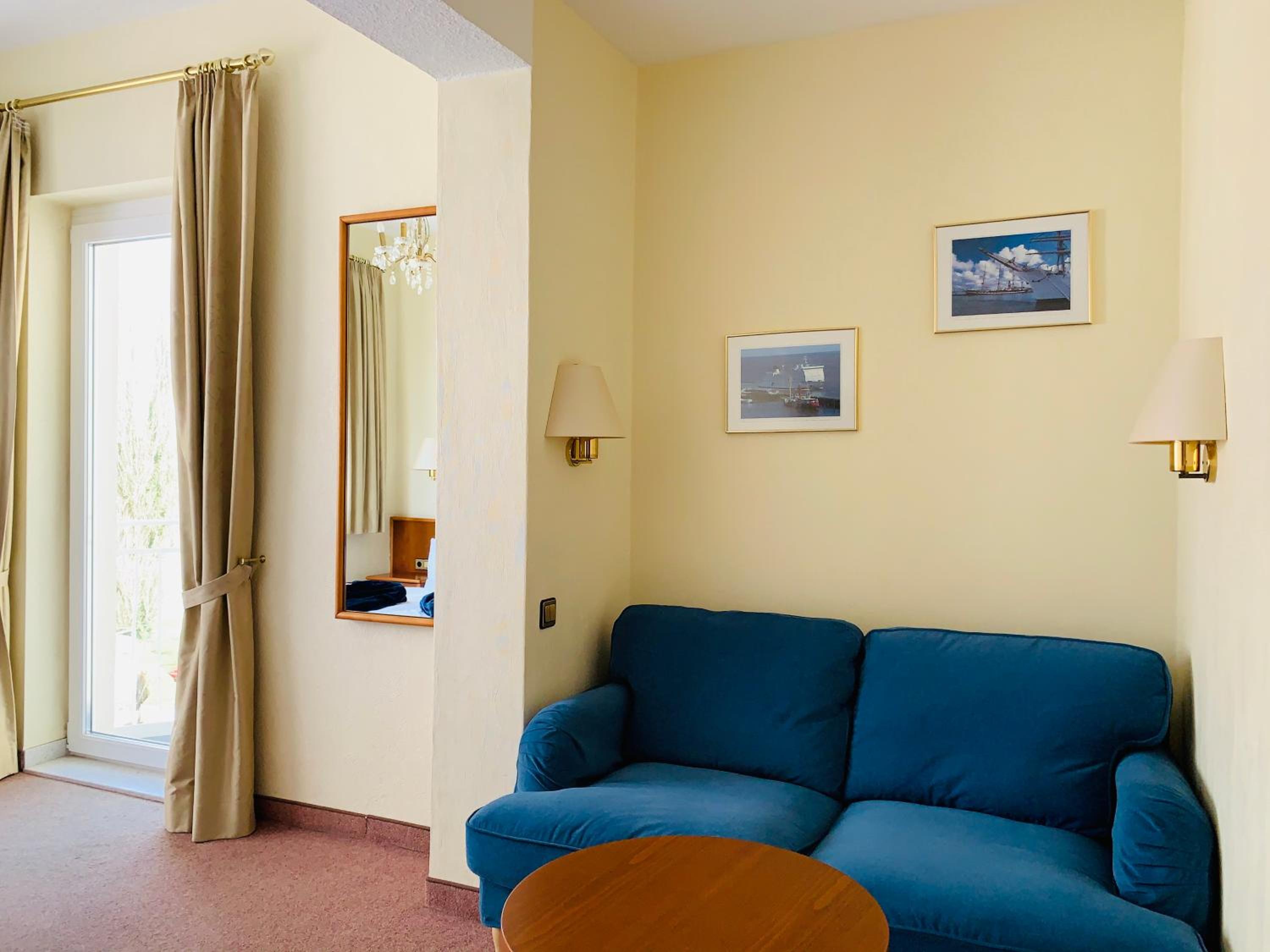 Double Room with Sea View - Photo 2