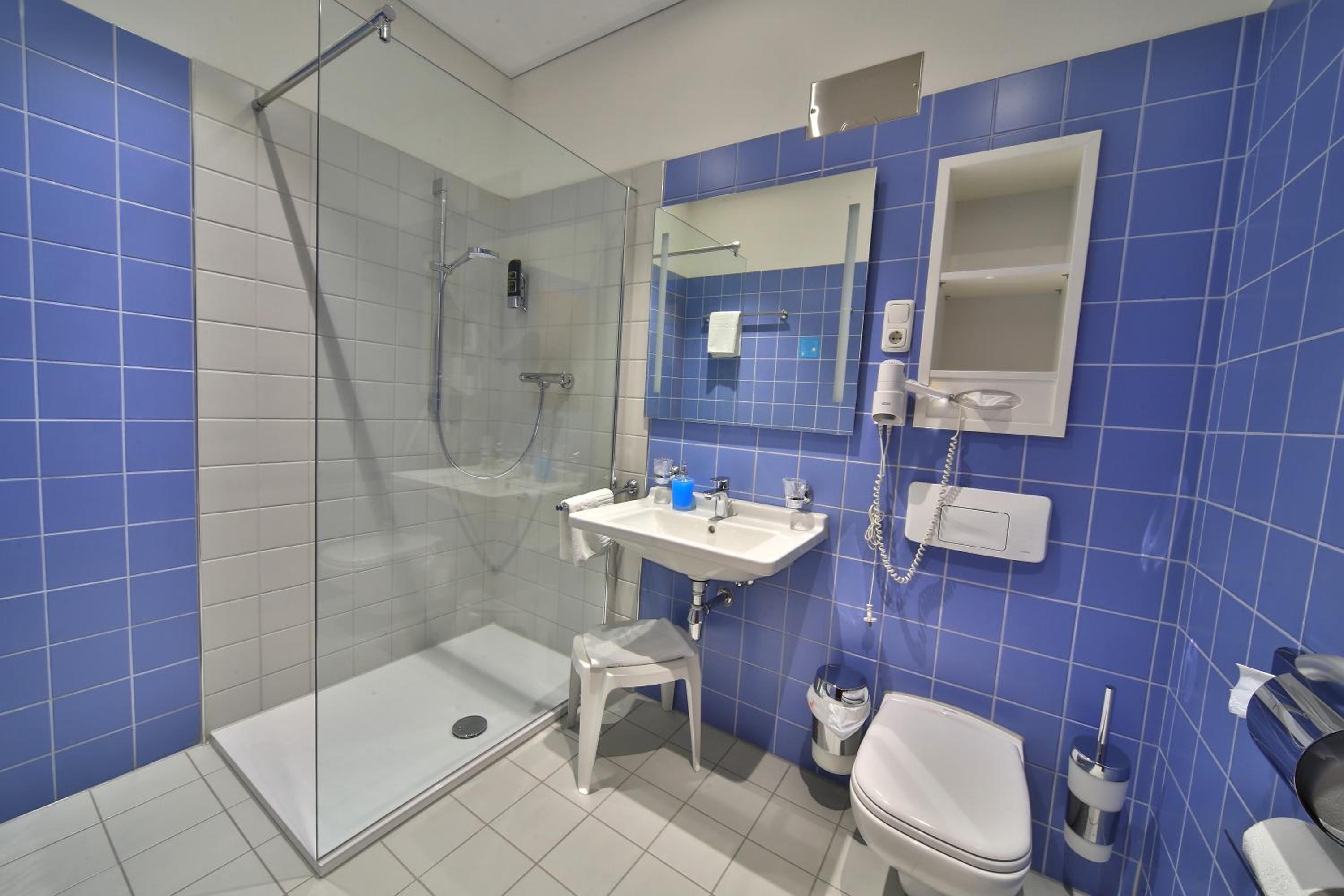 Double Room - Photo 6