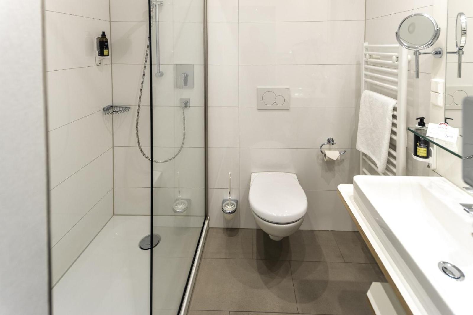 Business Double Room - Photo 4