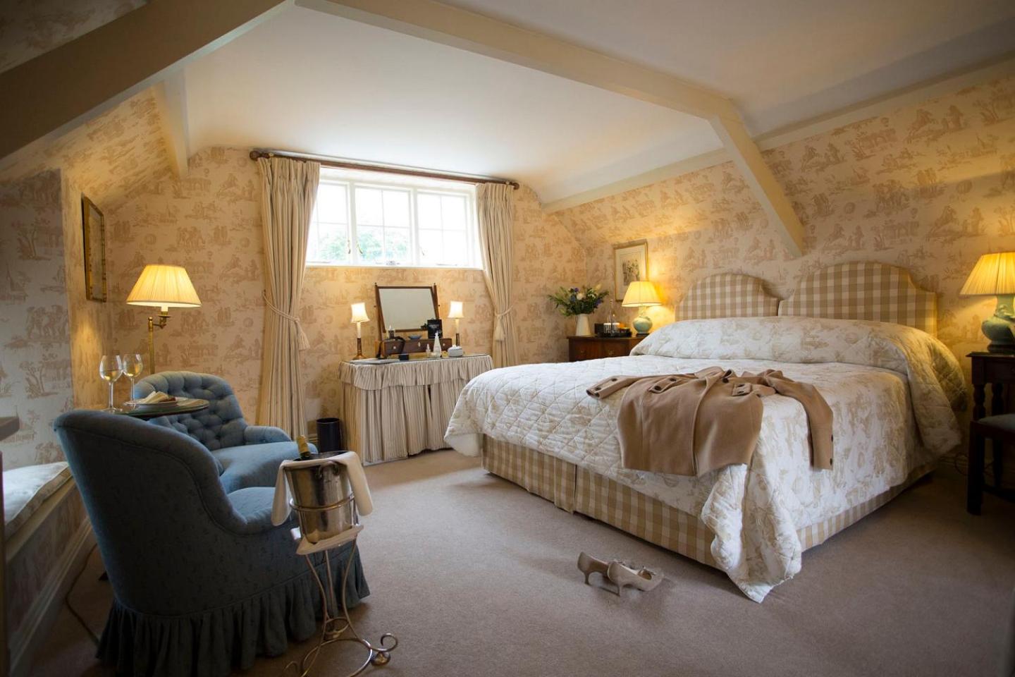 Courtyard Superior Double Room - Photo 4