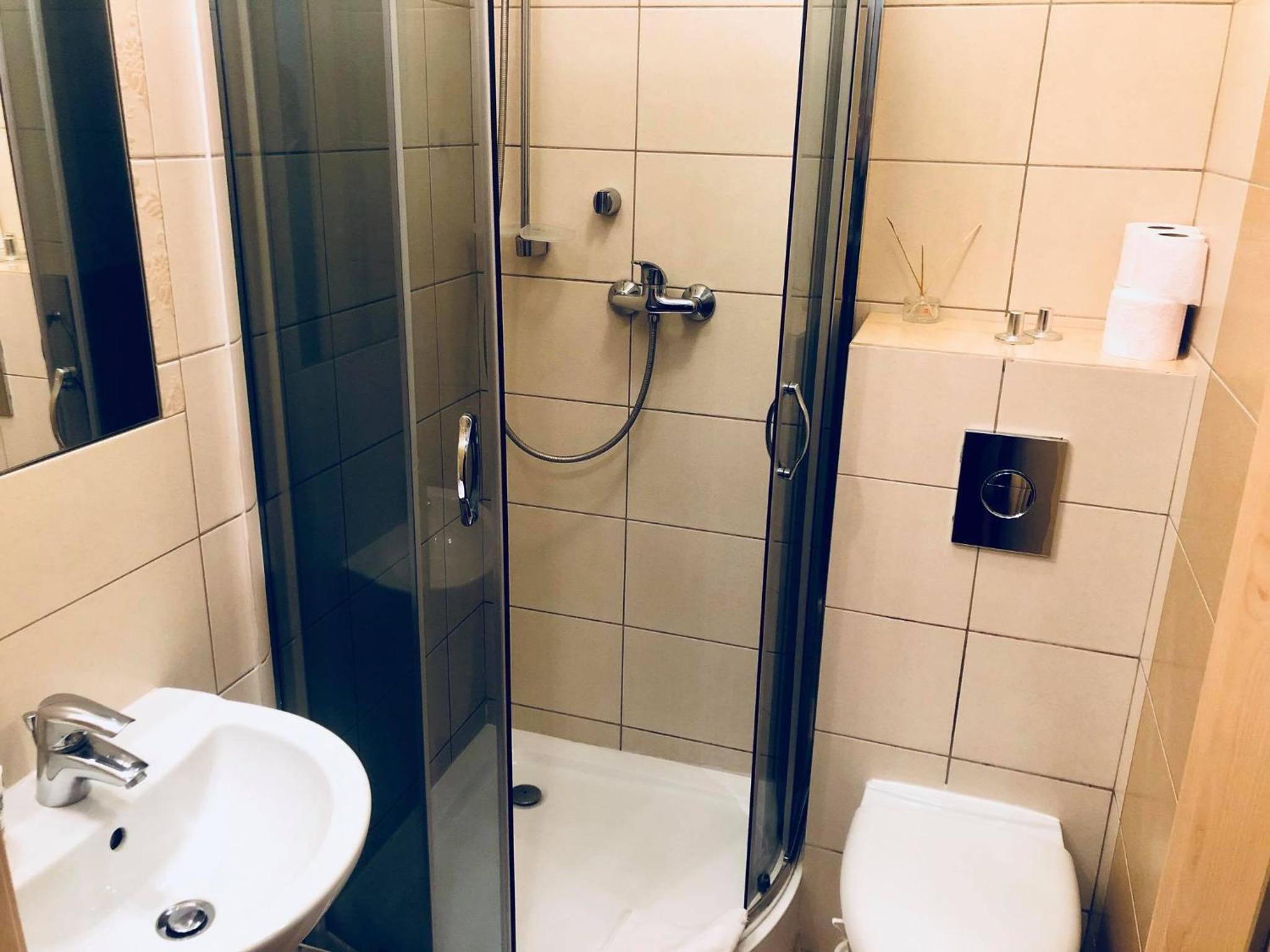 Triple Room - Photo 10
