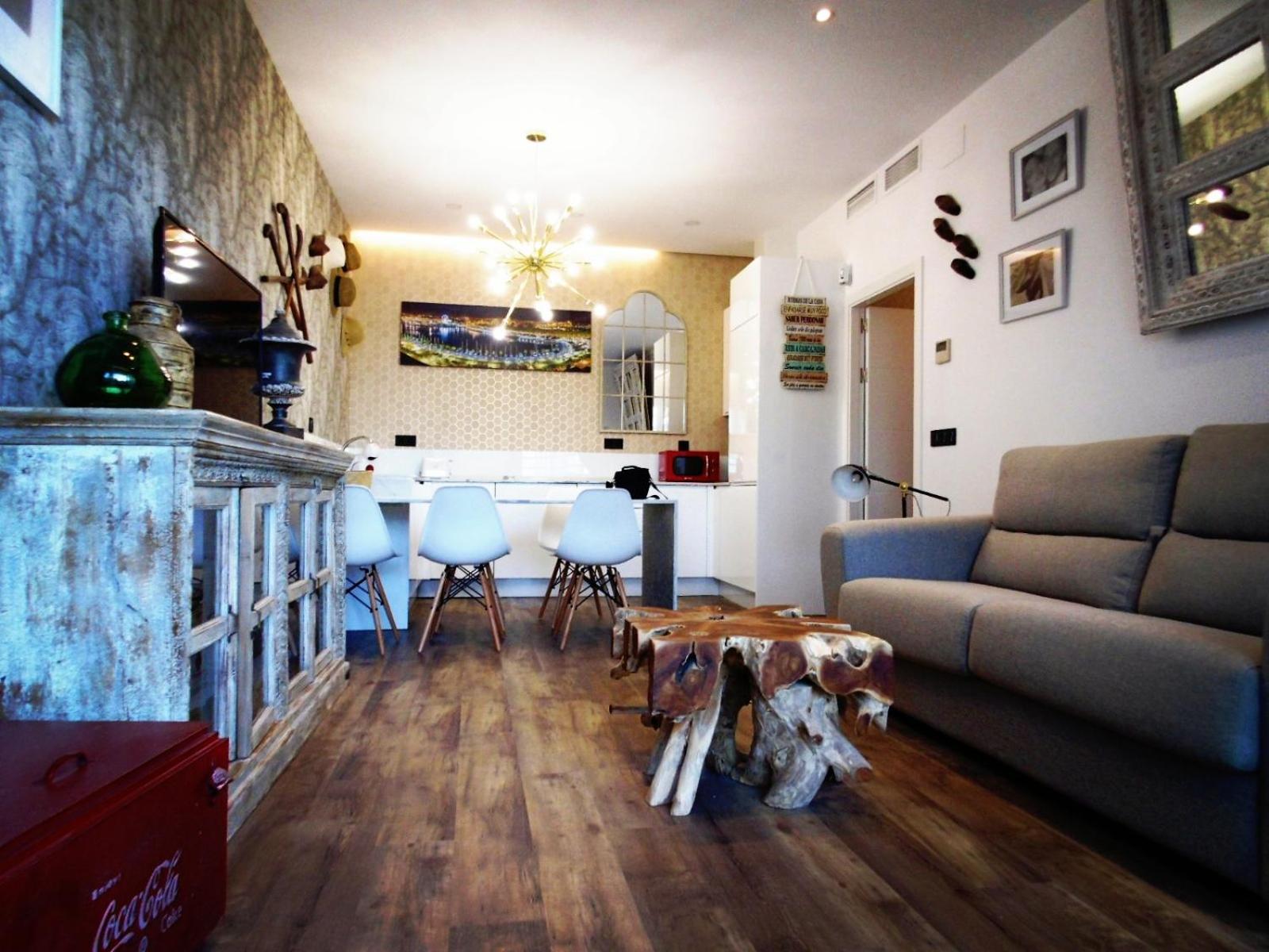 Apartment photo 2