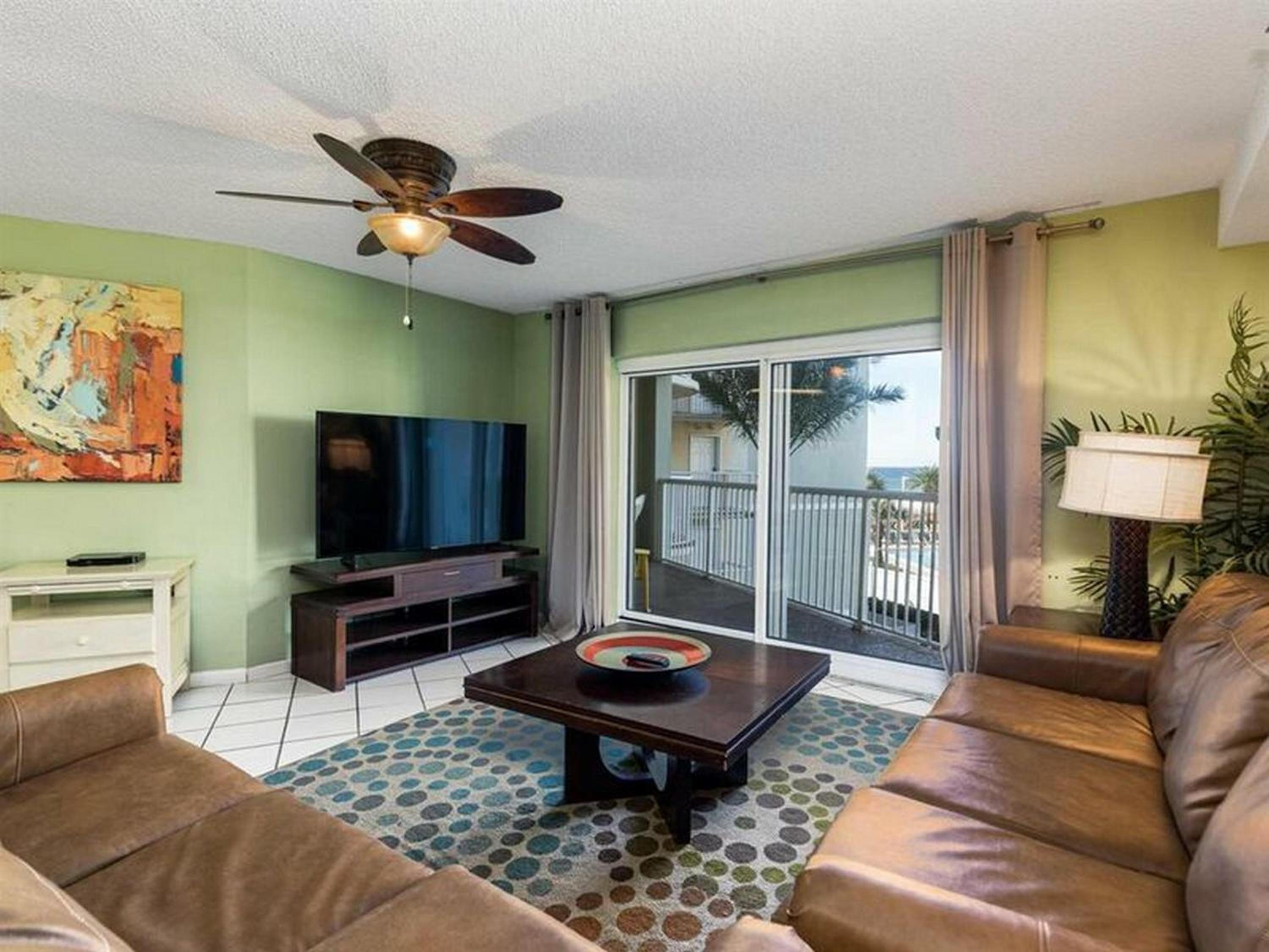 Apartment With Balcony photo 1