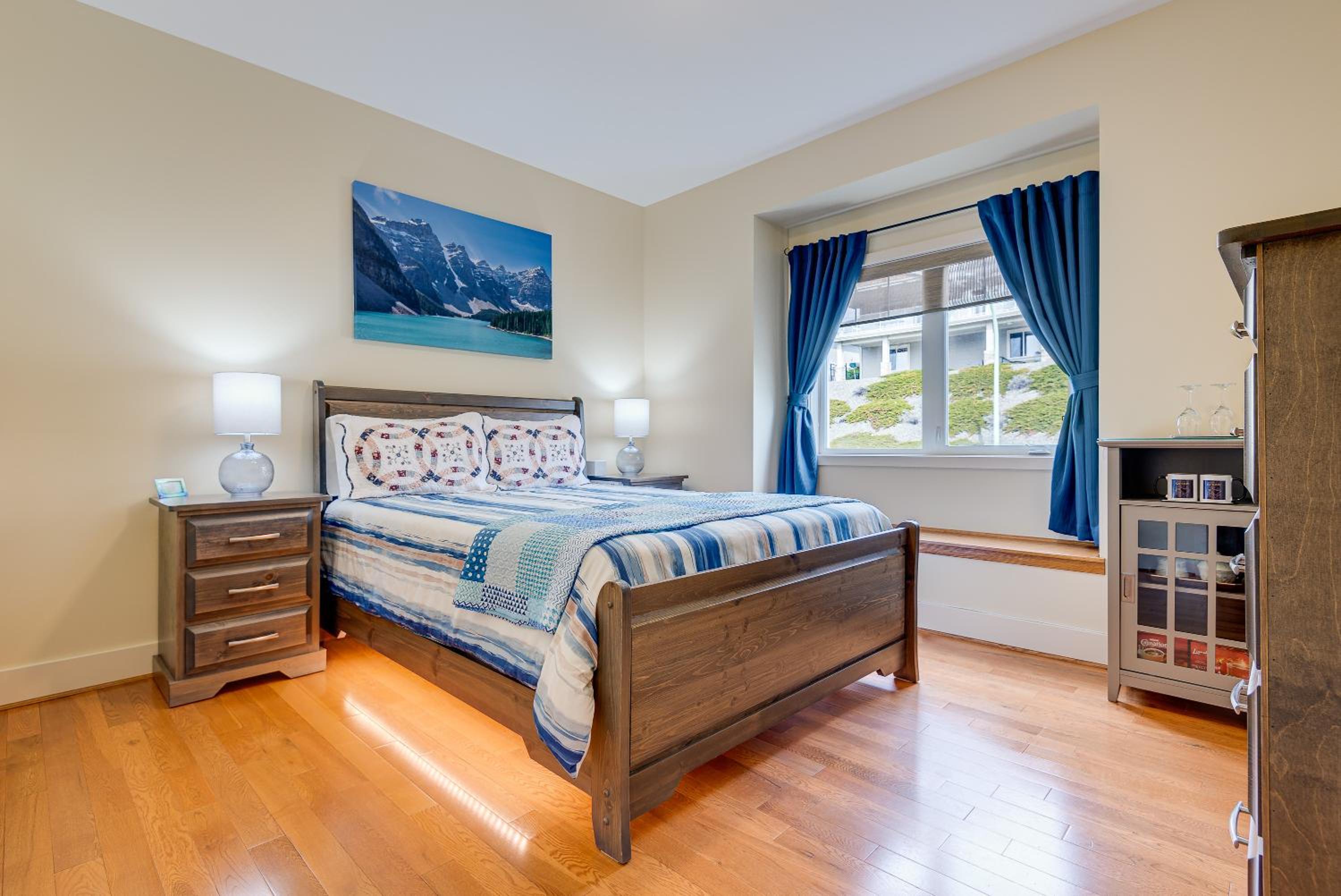 Deluxe Queen Room - Photo 1