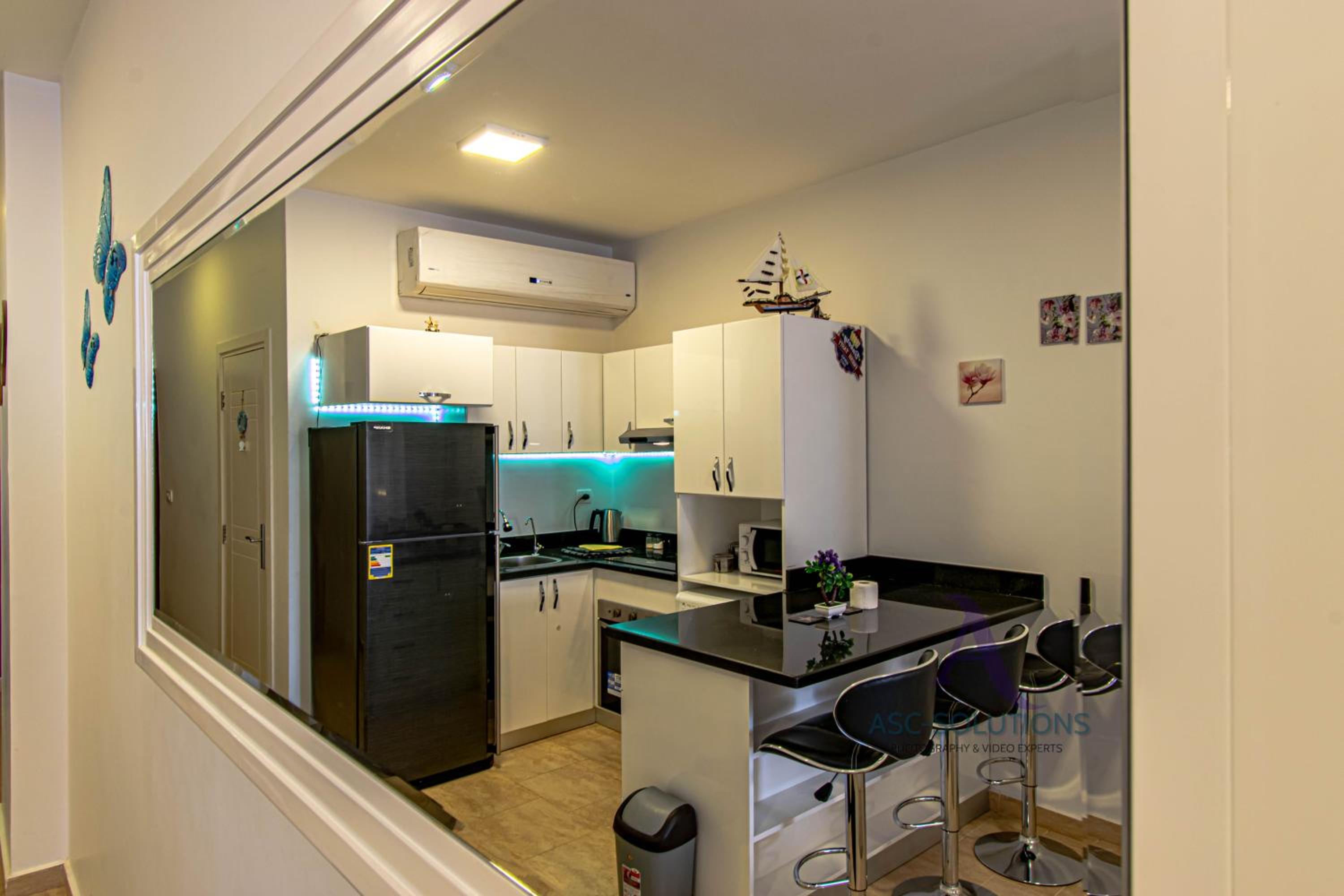 Studio with Sea View - Photo 4