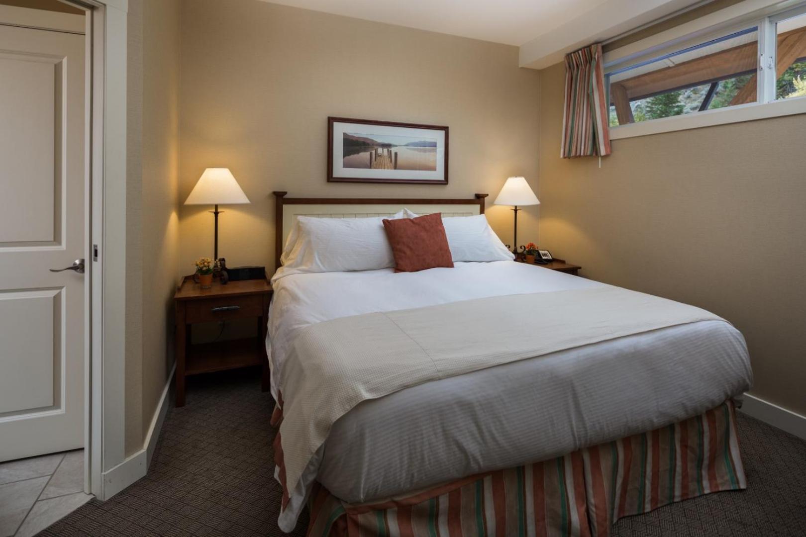 Two-Bedroom Suite with Bluff View