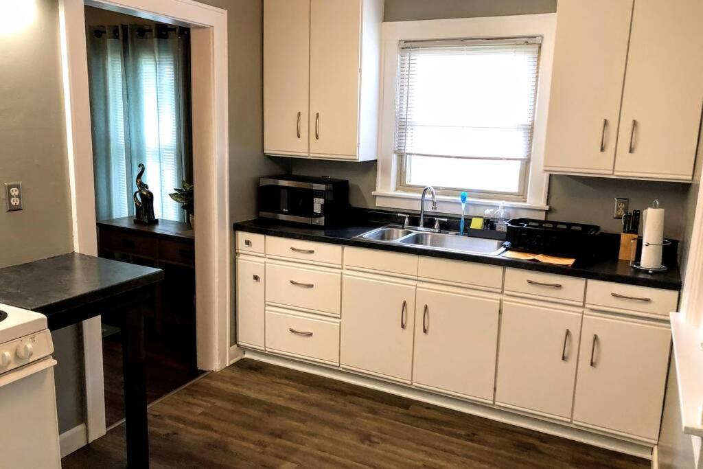 Two-Bedroom House photo 2
