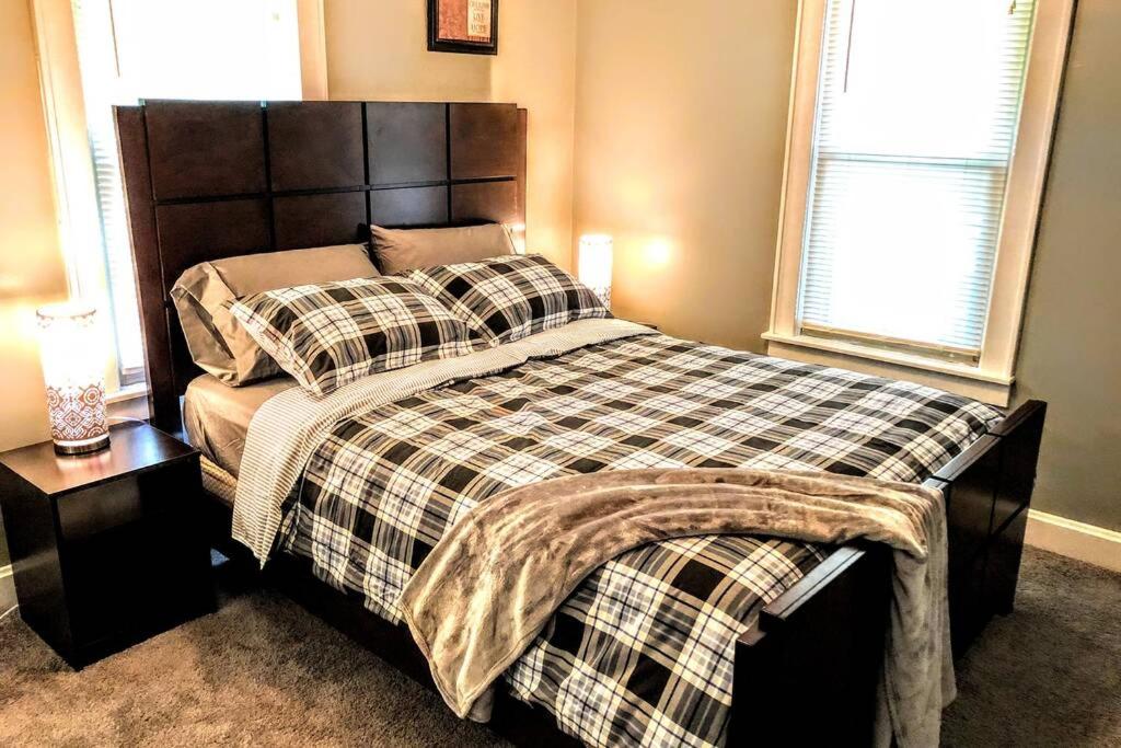 Two-Bedroom House photo 3