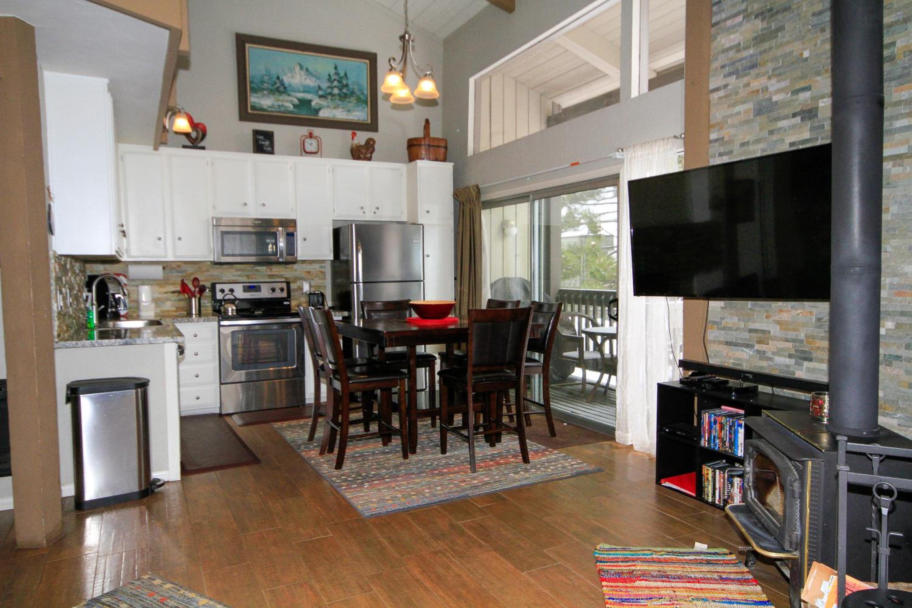 Apartment photo 1