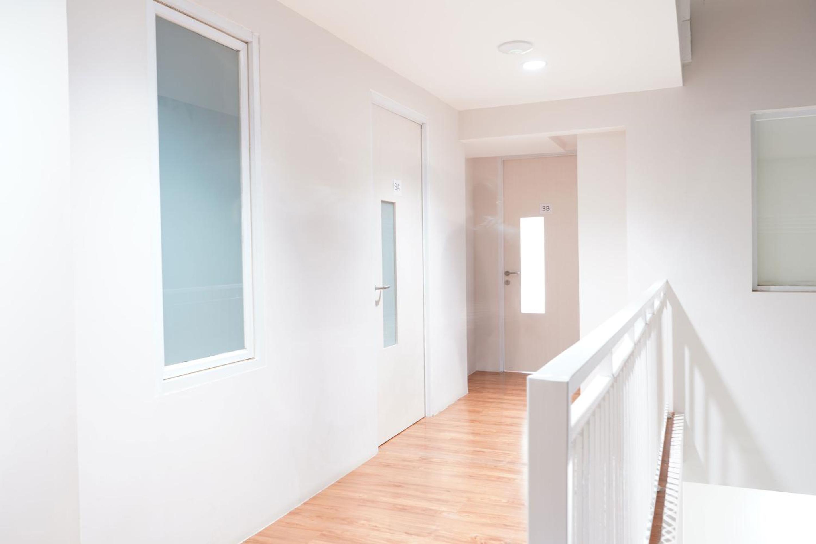Standard Double Room - Photo 9