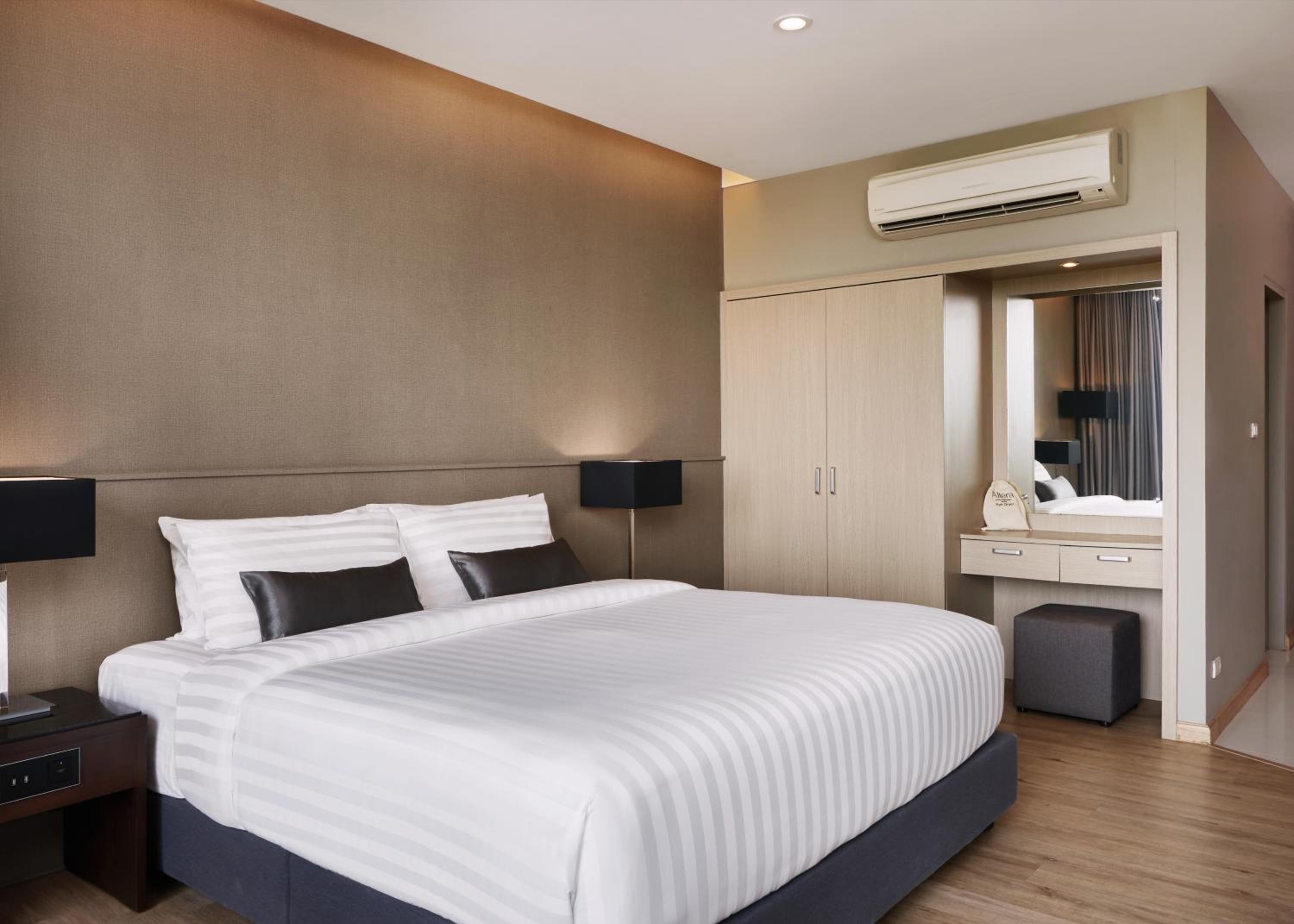Deluxe Double Room - Photo 4