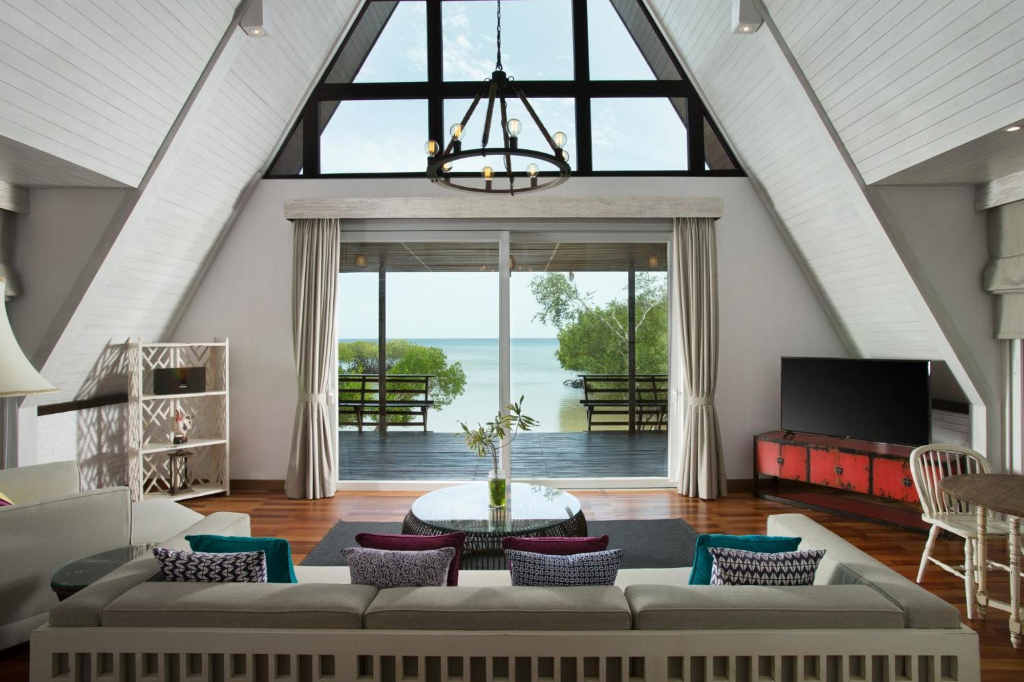 Ocean Front Mangrove Villa with Free Water Sport and Trekking - Photo 9