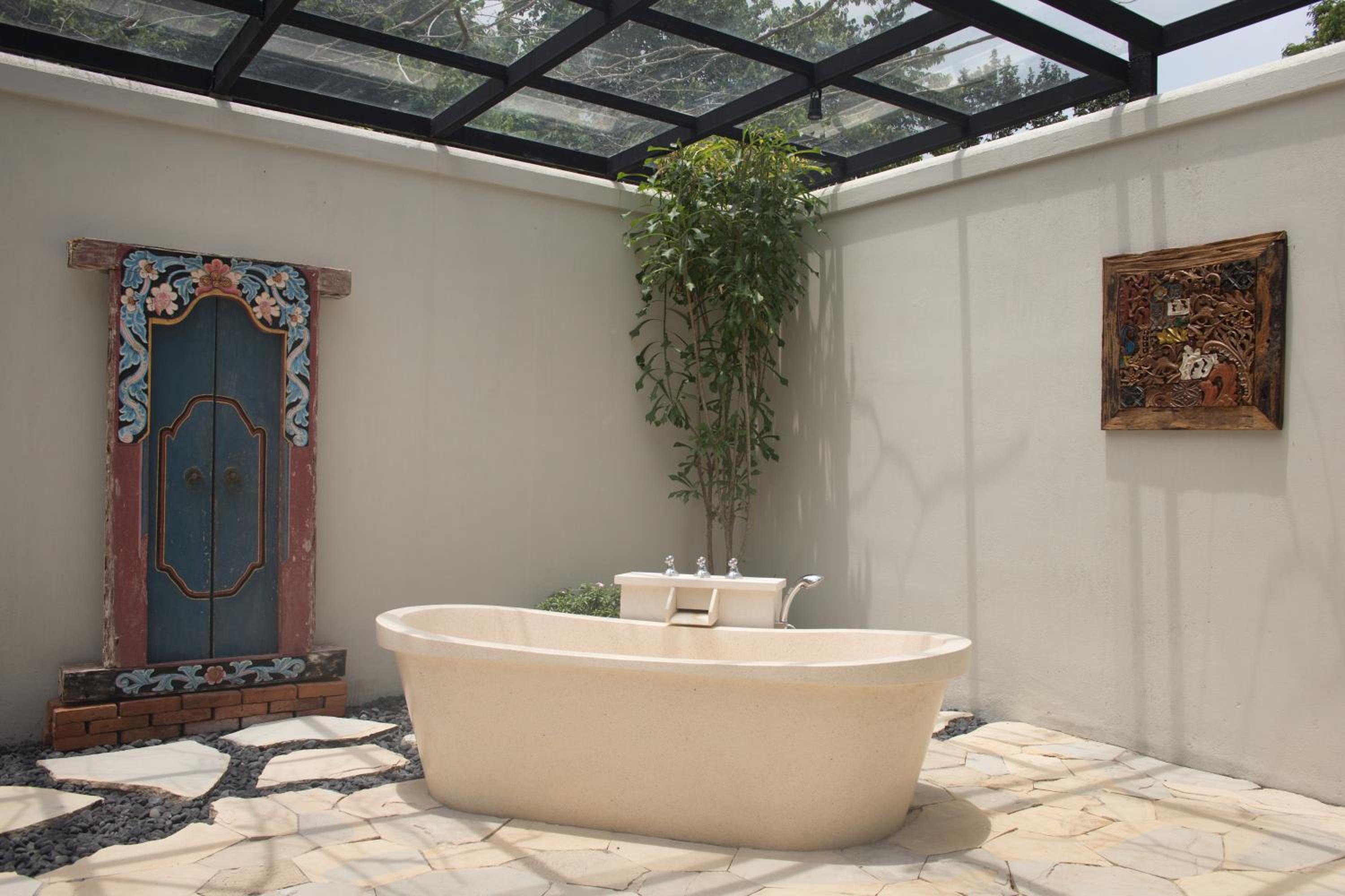 Two-Bedroom Forest Villa with Free Water Sport and Trekking - Photo 4