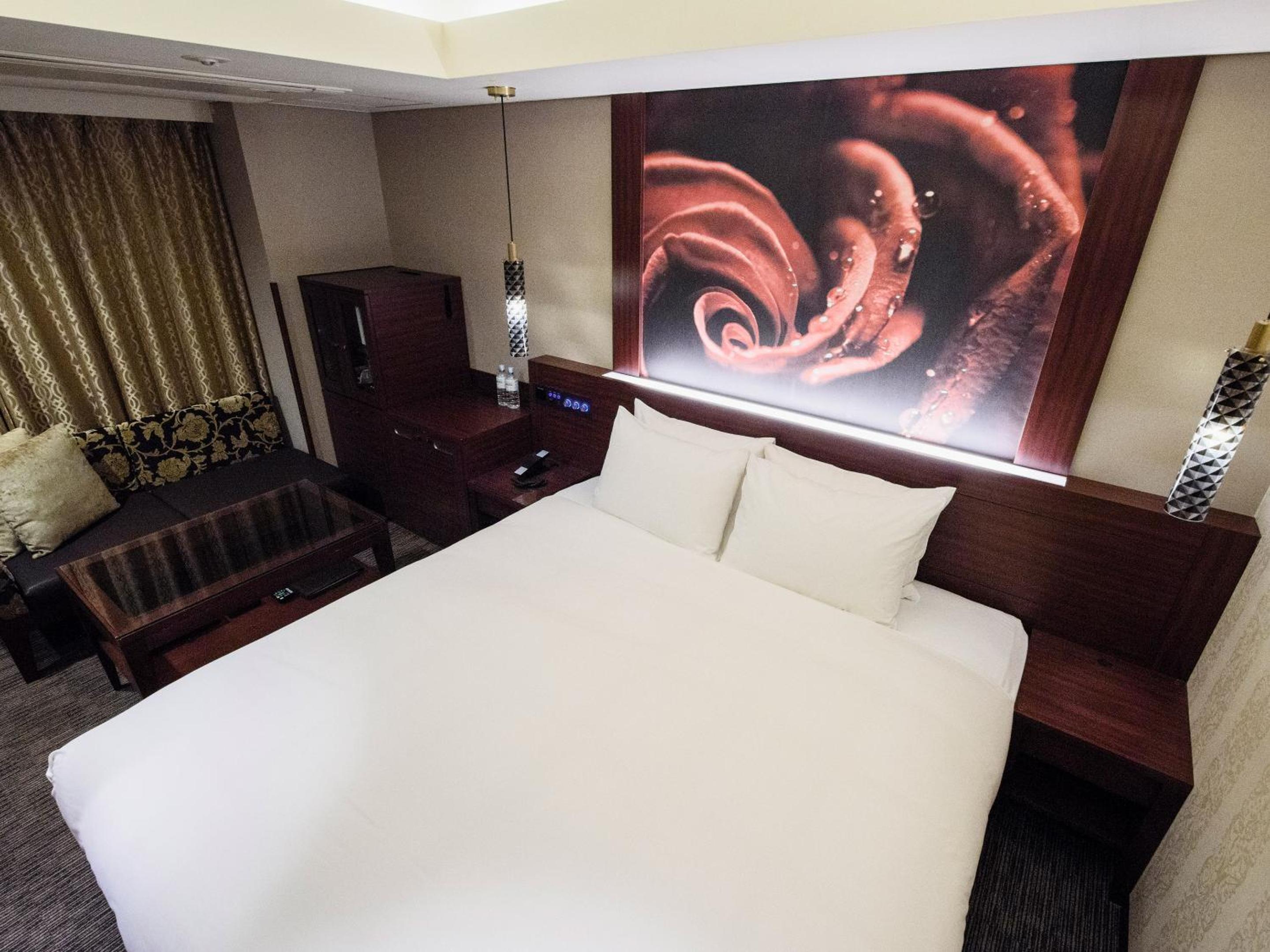 Deluxe Double Room - Non-Smoking photo 1