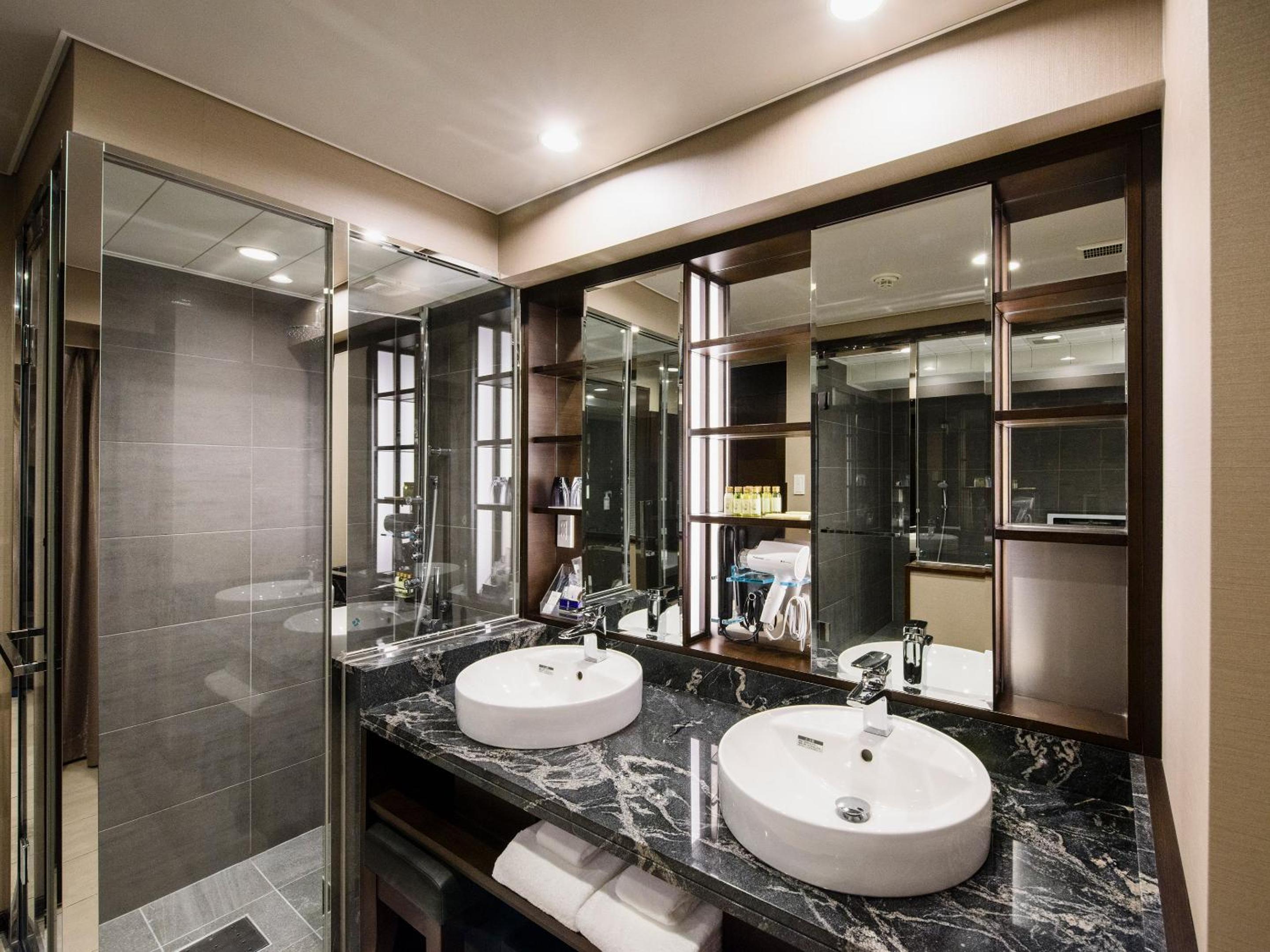 Premium Double Room - Non-Smoking photo 3
