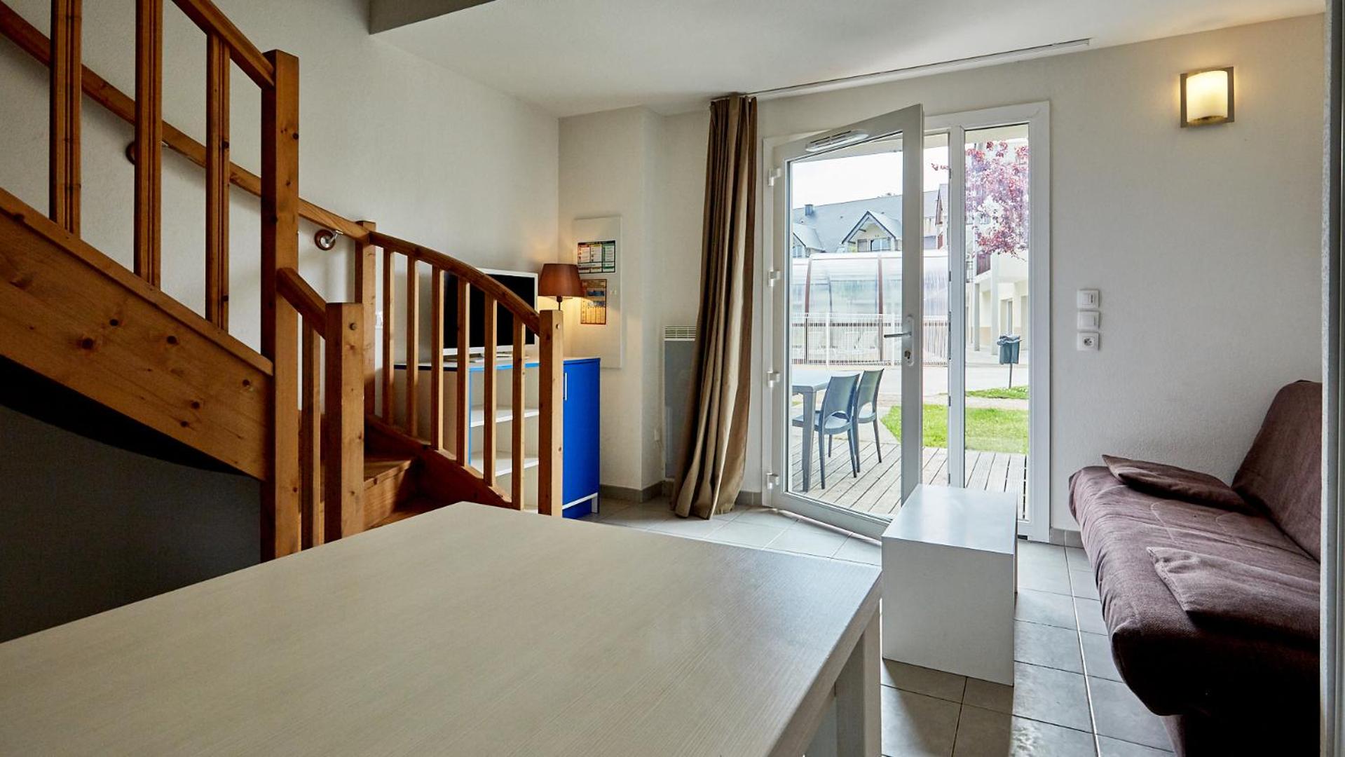 One-Bedroom House - Photo 11