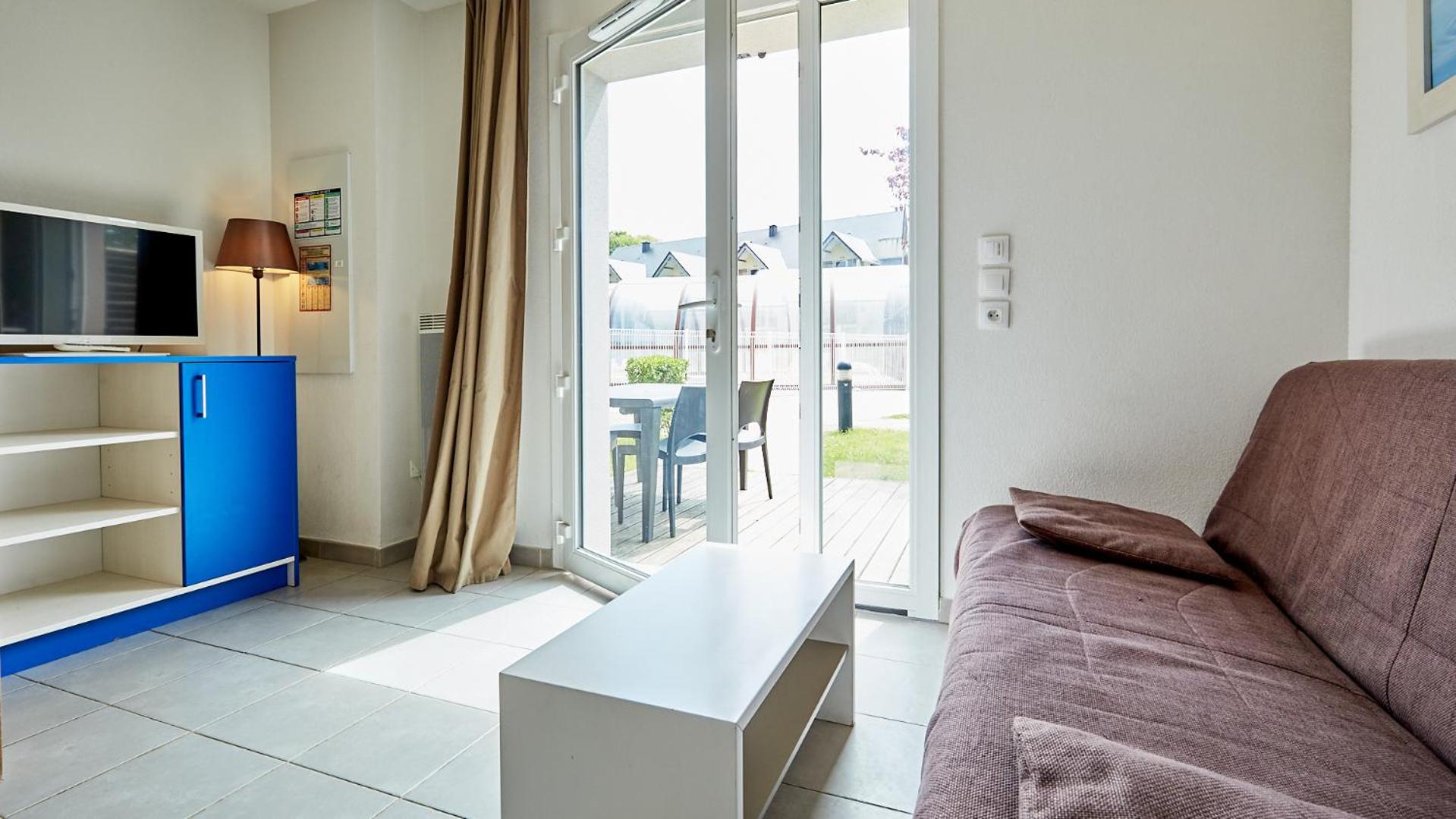 One-Bedroom House - Photo 13