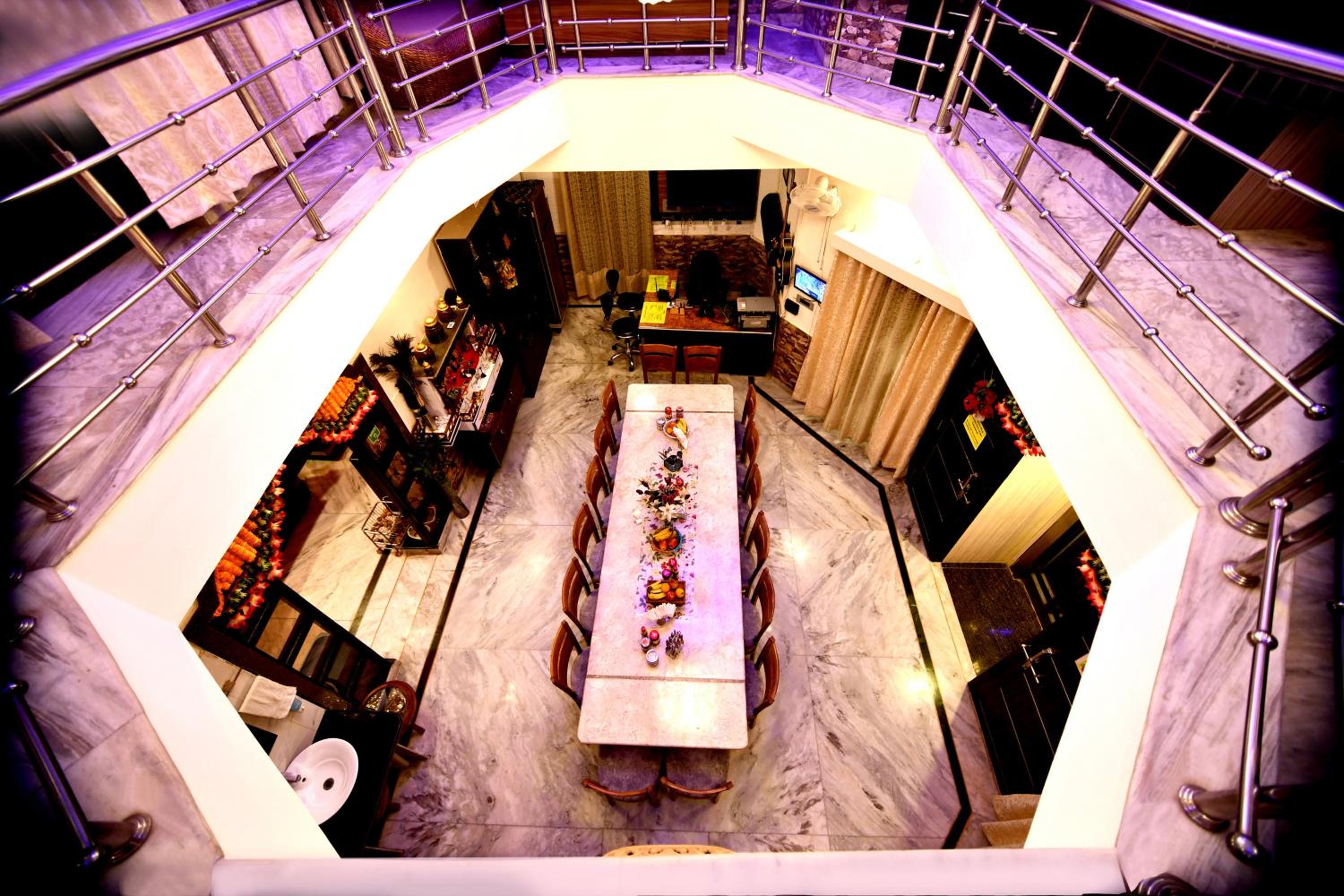 Luxury King Triple Room - Photo 10