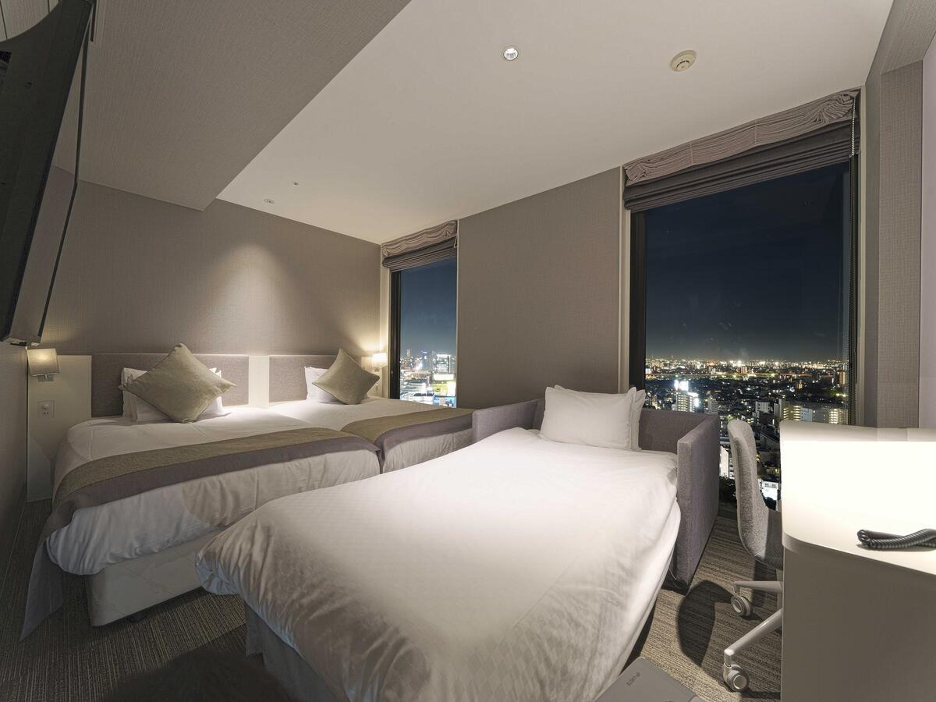 Superior Twin Room (with Extra Bed from 3 Adults) High Floor- Non-Smoking, photo 6