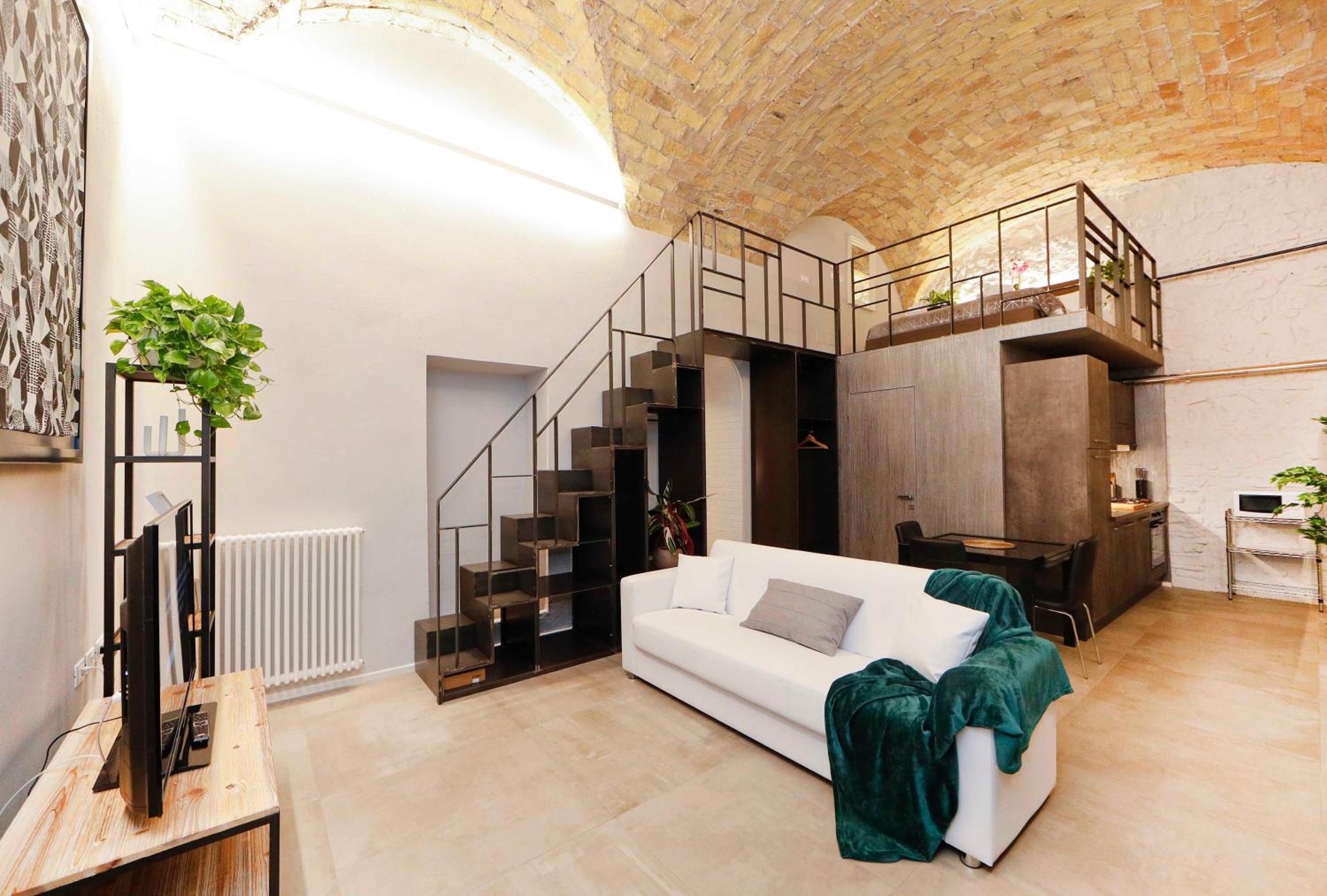 Apartment - Split Level