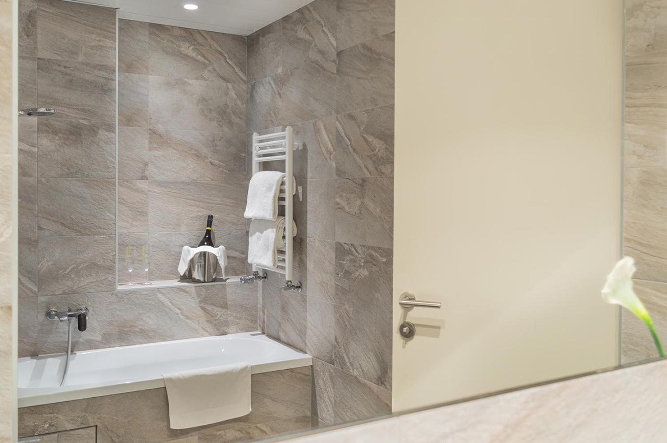 Superior Double Room - Photo 16
