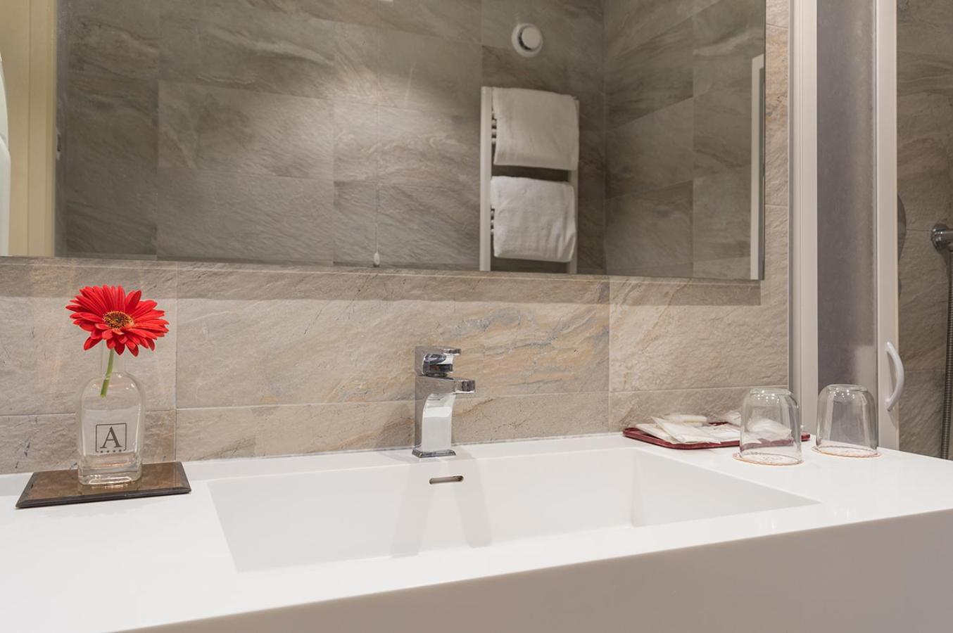 Superior Double Room - Photo 14