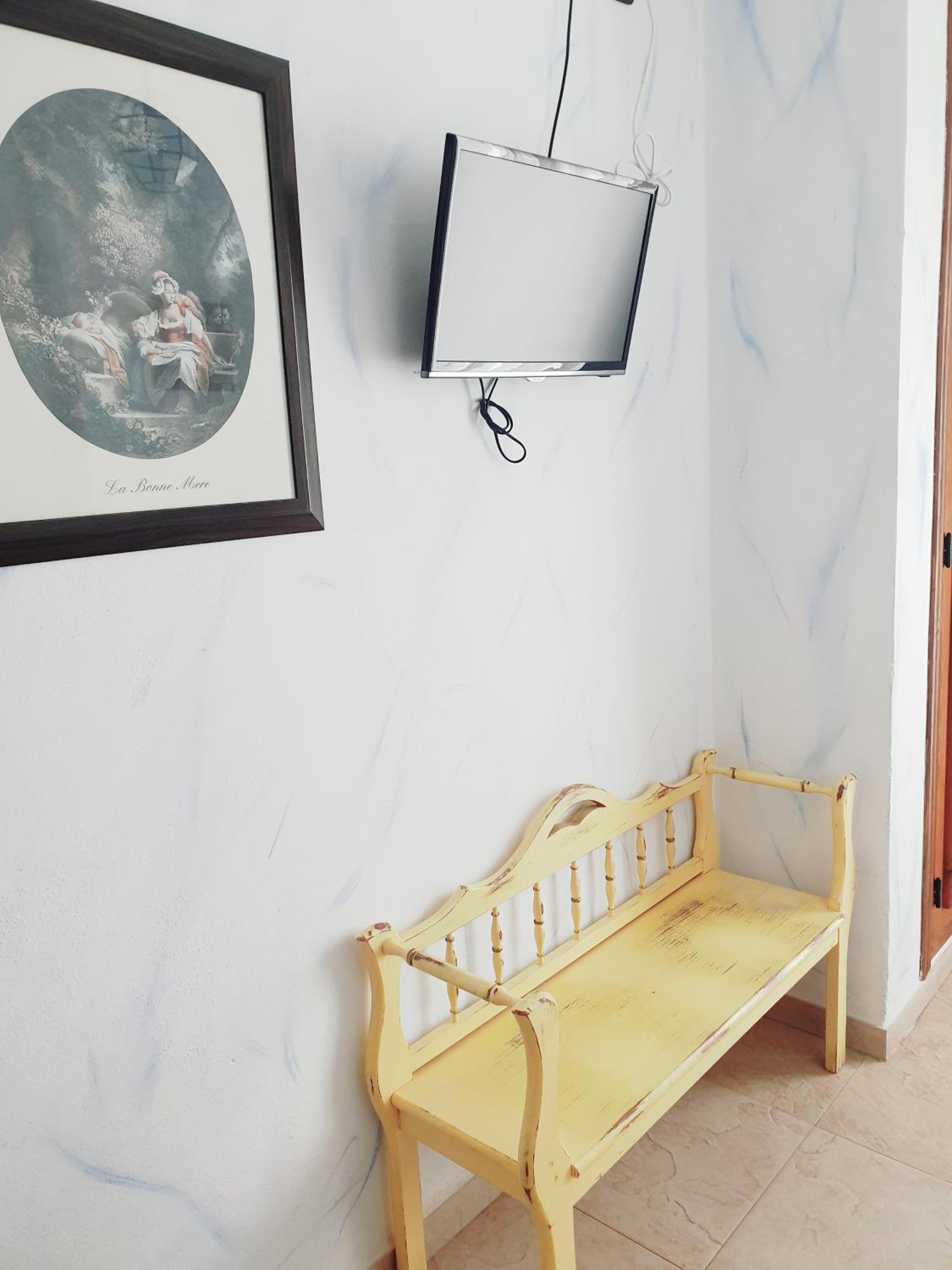 Double Room - Photo 3