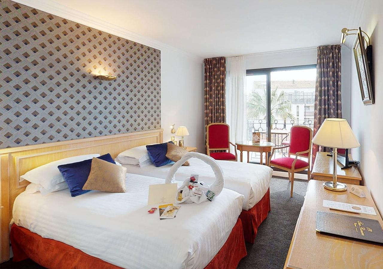Deluxe Twin Room with Balcony and Garden View photo 1