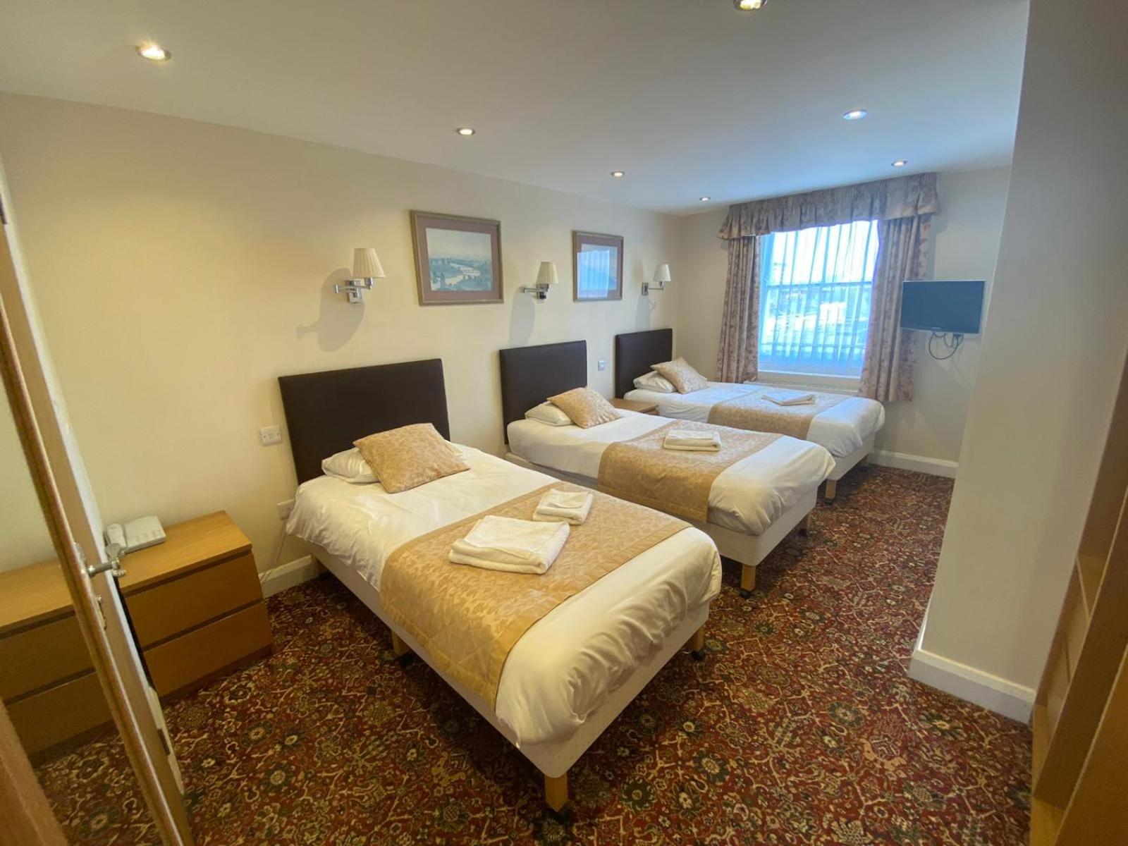 Triple Room photo 3